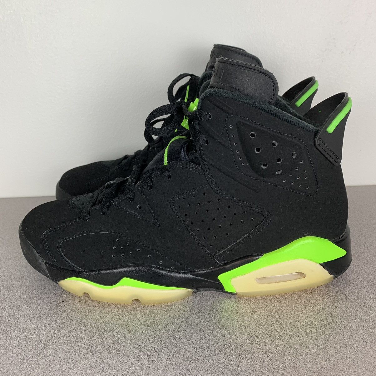 Jordan Electric Green Black PRICE FIRM