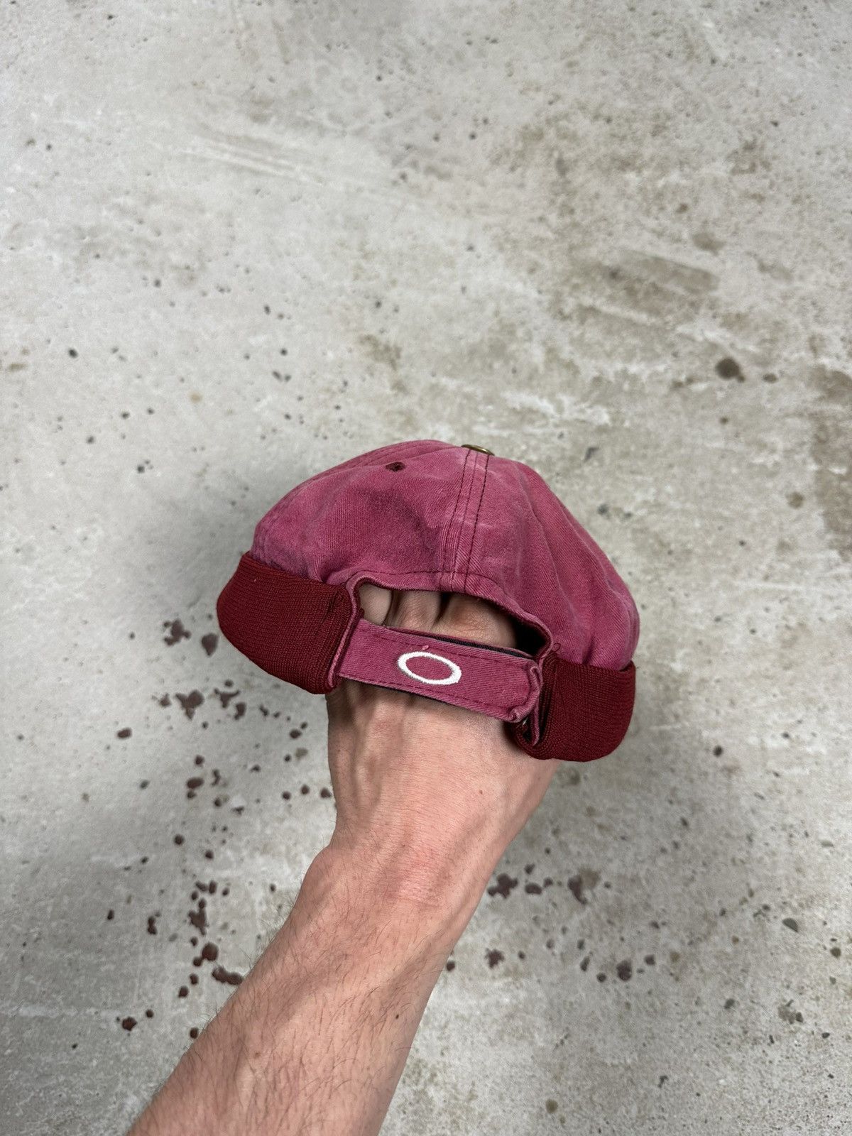 Oakley Vintage Y2K Oakley Burgundy Docker Hat rare software boot Size ONE SIZE - 4 Thumbnail