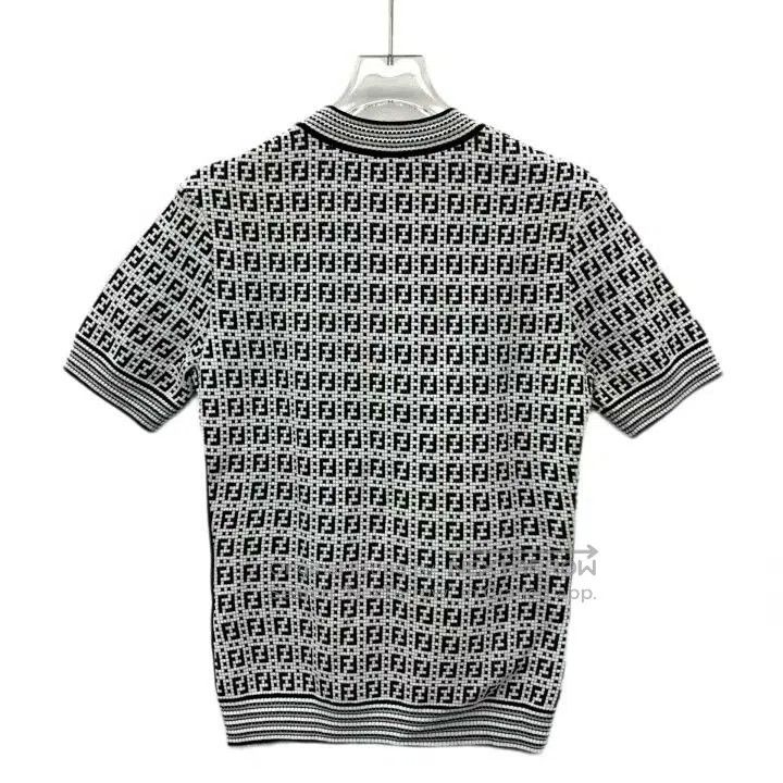 Fendi Fendi Logo All. Size US XXS / EU 40 - 2 Thumbnail