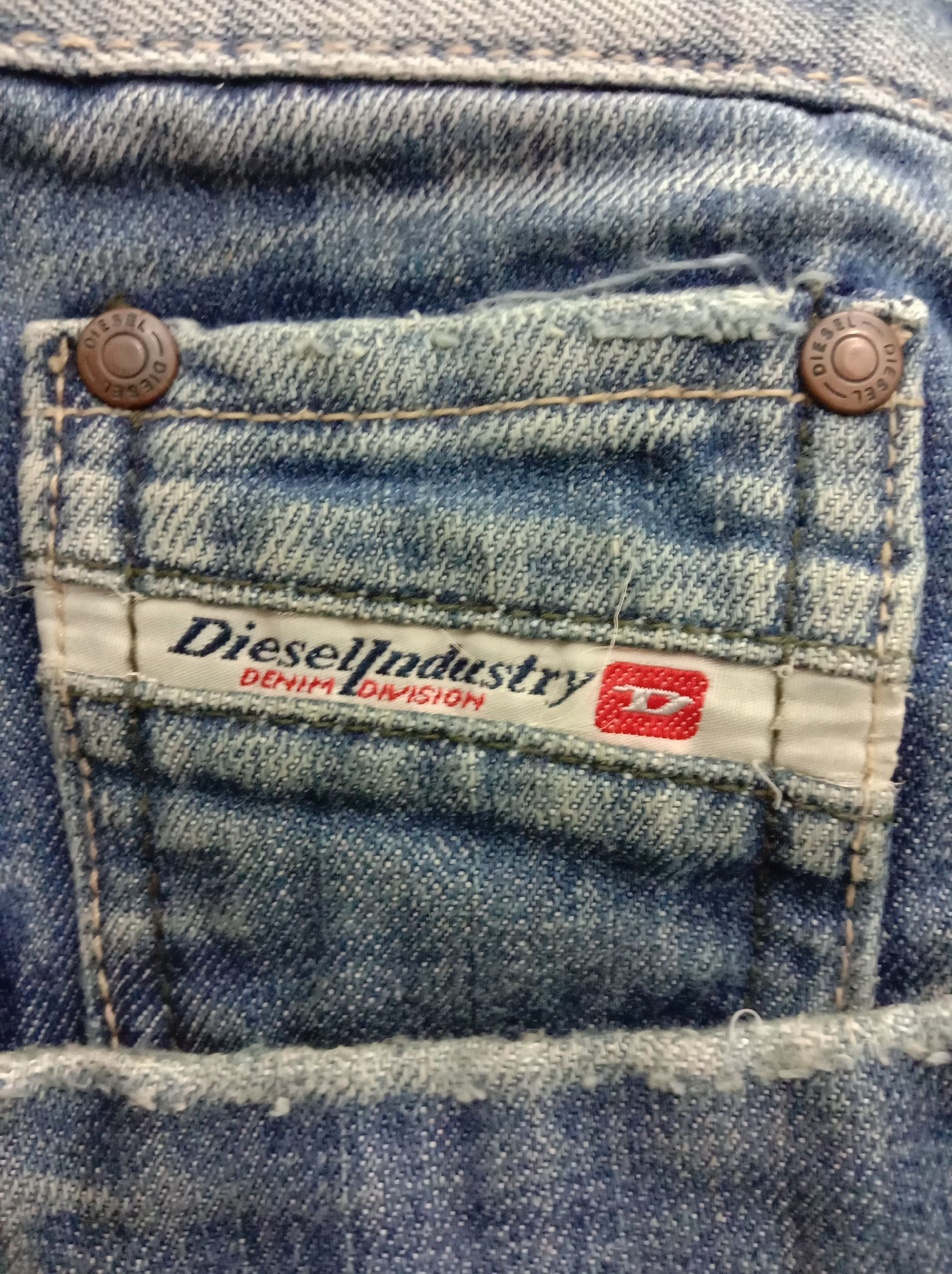 Diesel Vintage Diesel Industry Blue Wash Straight Cut Jeans Size US 34 / EU 50 - 11 Thumbnail