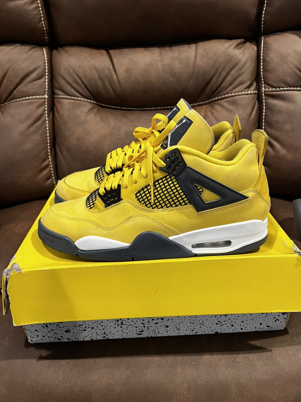 Jordan Brand Jordan 4 Retro Lightning (2021) Size US 13 / EU 46 - 1 Thumbnail