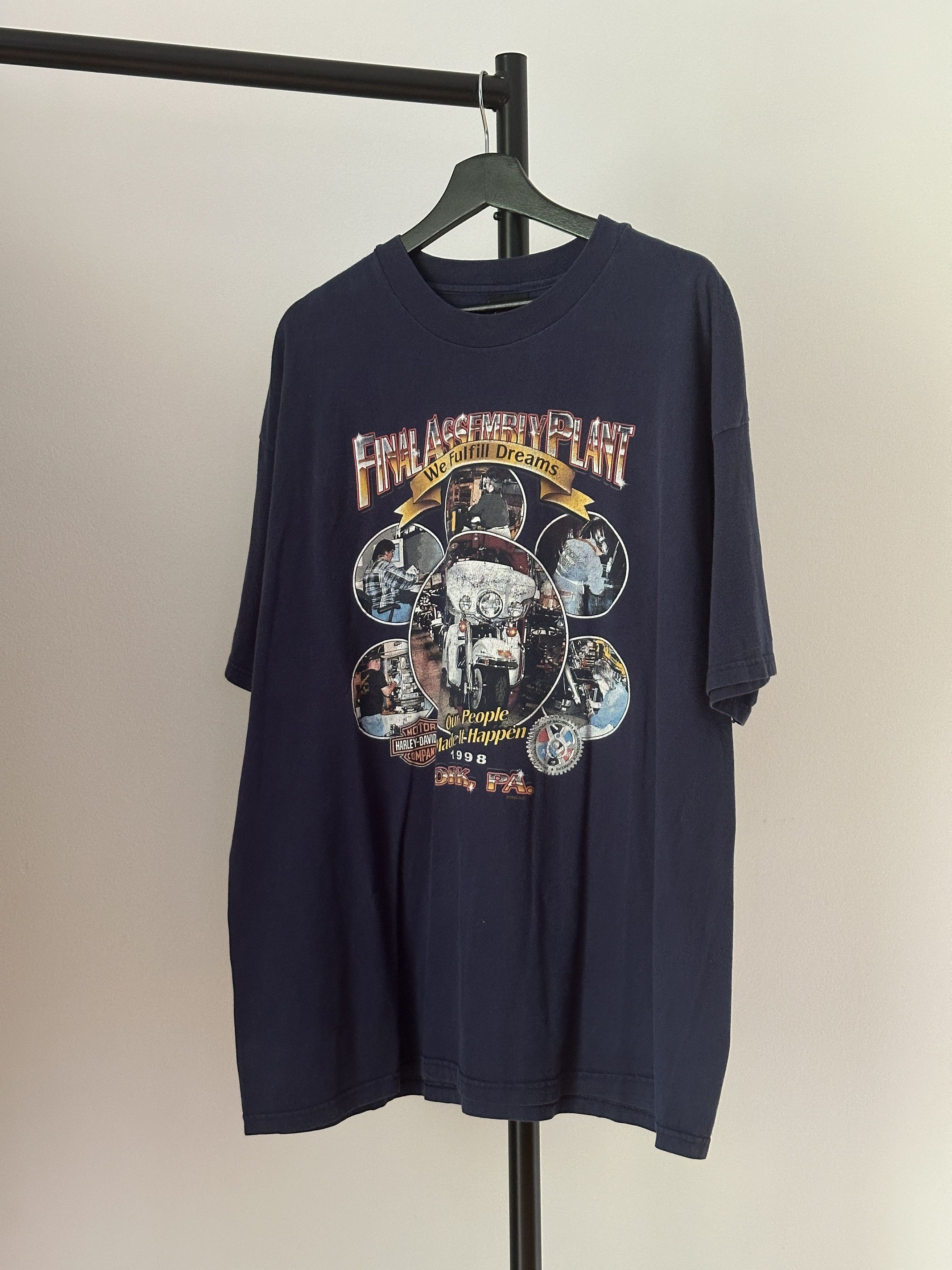 Harley Davidson × Vintage Vintage Harley Davidson 'Final Assembly Plant' T-Shirt Size US XXL / EU 58 / 5 - 1 Thumbnail