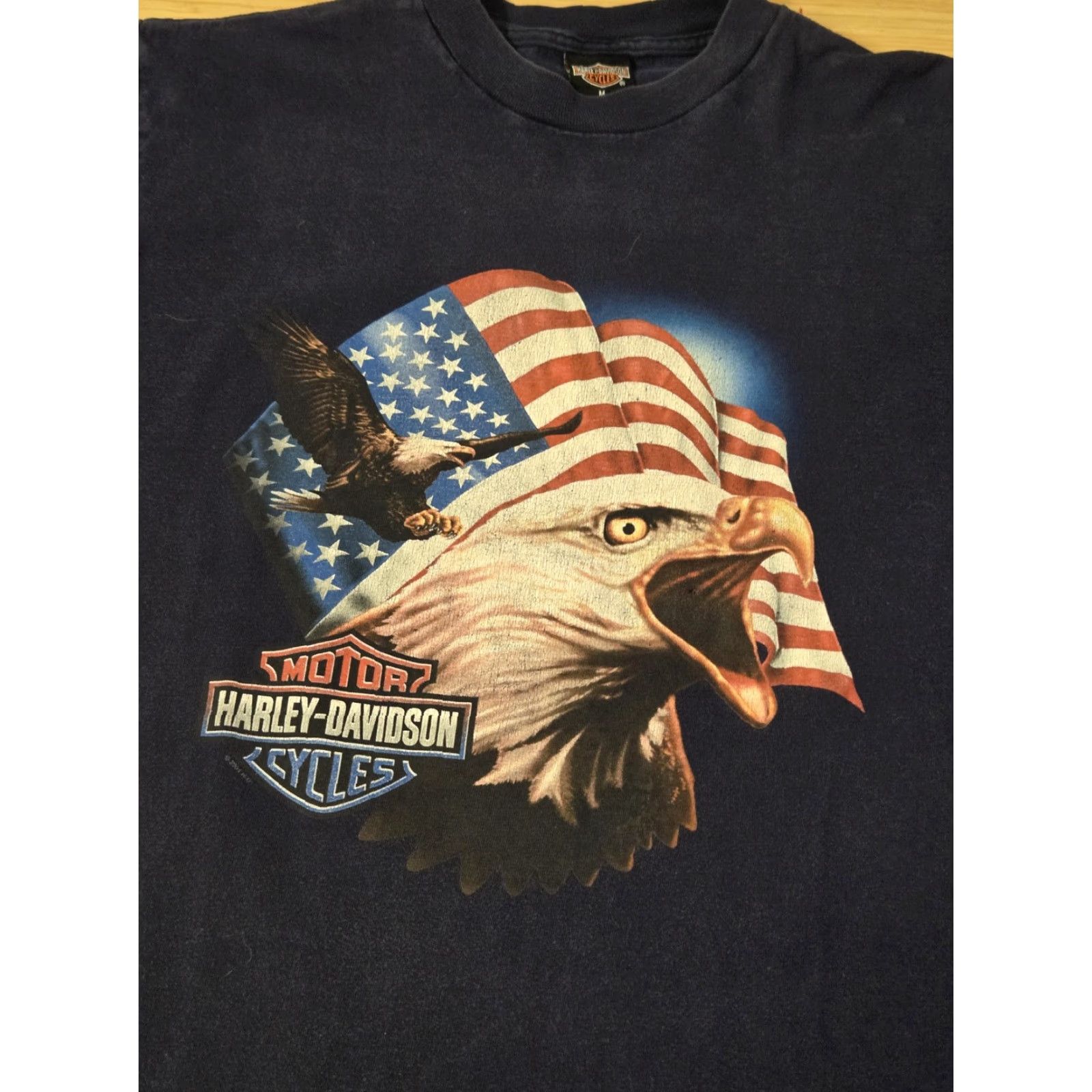 Harley Davidson VINTAGE Harley-Davidson Shirt Mens M Blue Eagle American Flag 90s Nassau County Patriotic Harley-Davidson T-Shirt Mens Medium Blue Eagle USA 90s Size US M / EU 48-50 / 2 - 2 Thumbnail