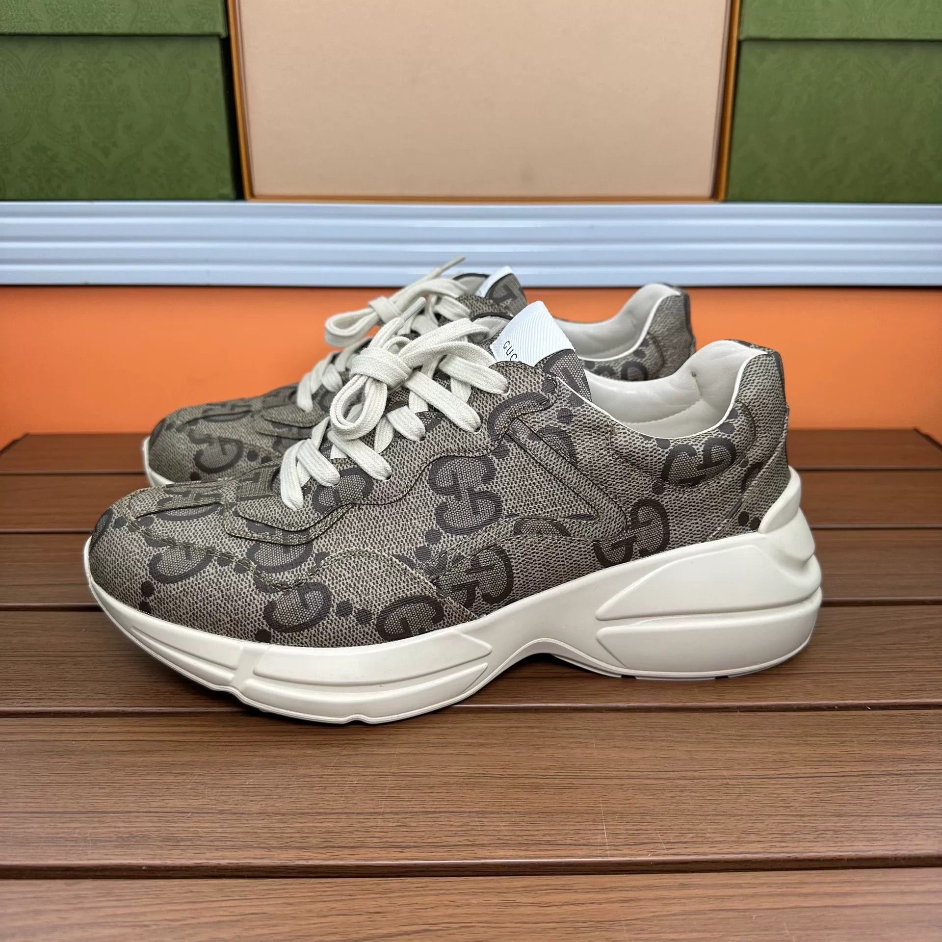 Gucci Gucci Special Lowtop Sneakers 8 Men Size US 8 / EU 41 - 1 Thumbnail