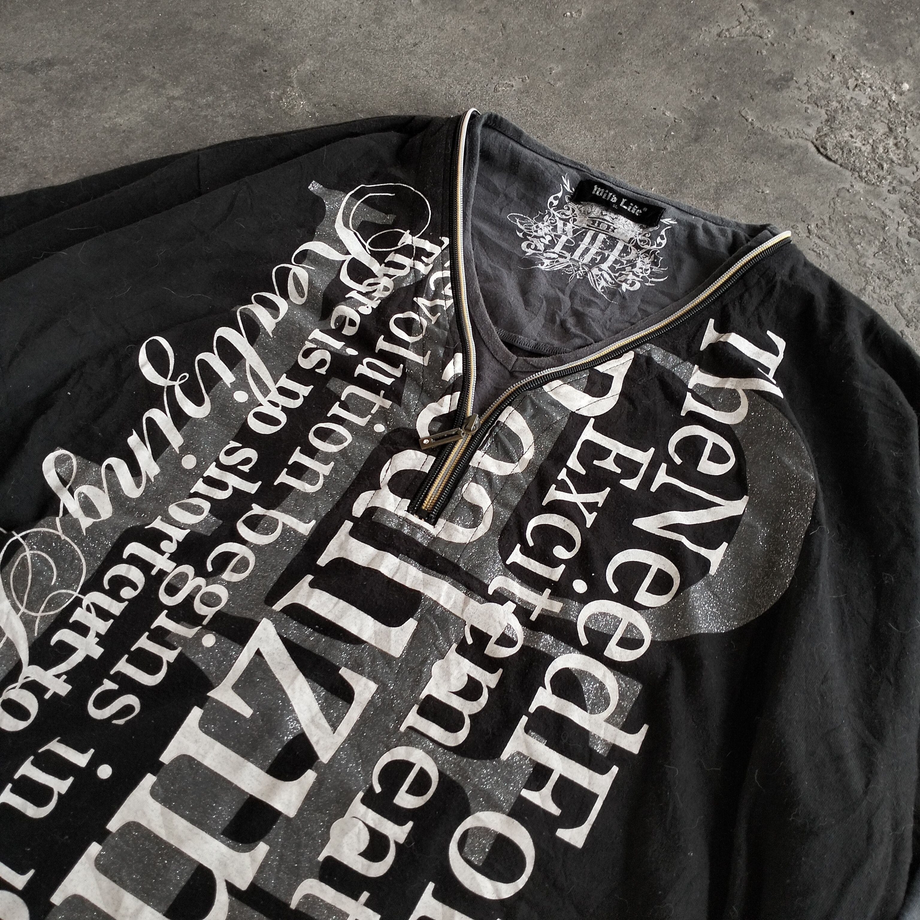 Vintage WILD LIFE LONGSLEEVE BLACK POEM TEE Size US XXL / EU 58 / 5 - 6 Thumbnail