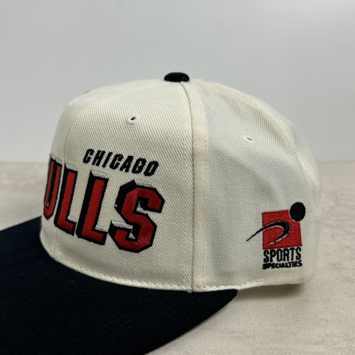 Sports Specialties Vintage Hat Chicago Bulls Shadow Sports Specialties Size ONE SIZE - 3 Thumbnail