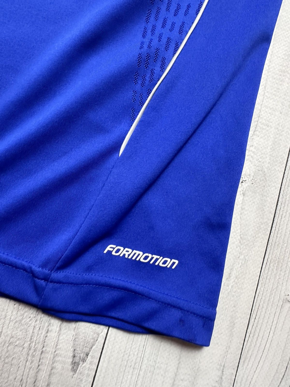 Adidas × Vintage Vintage adidas Soccer jersey size S Middlesbrough blue Size US S / EU 44-46 / 1 - 4 Thumbnail