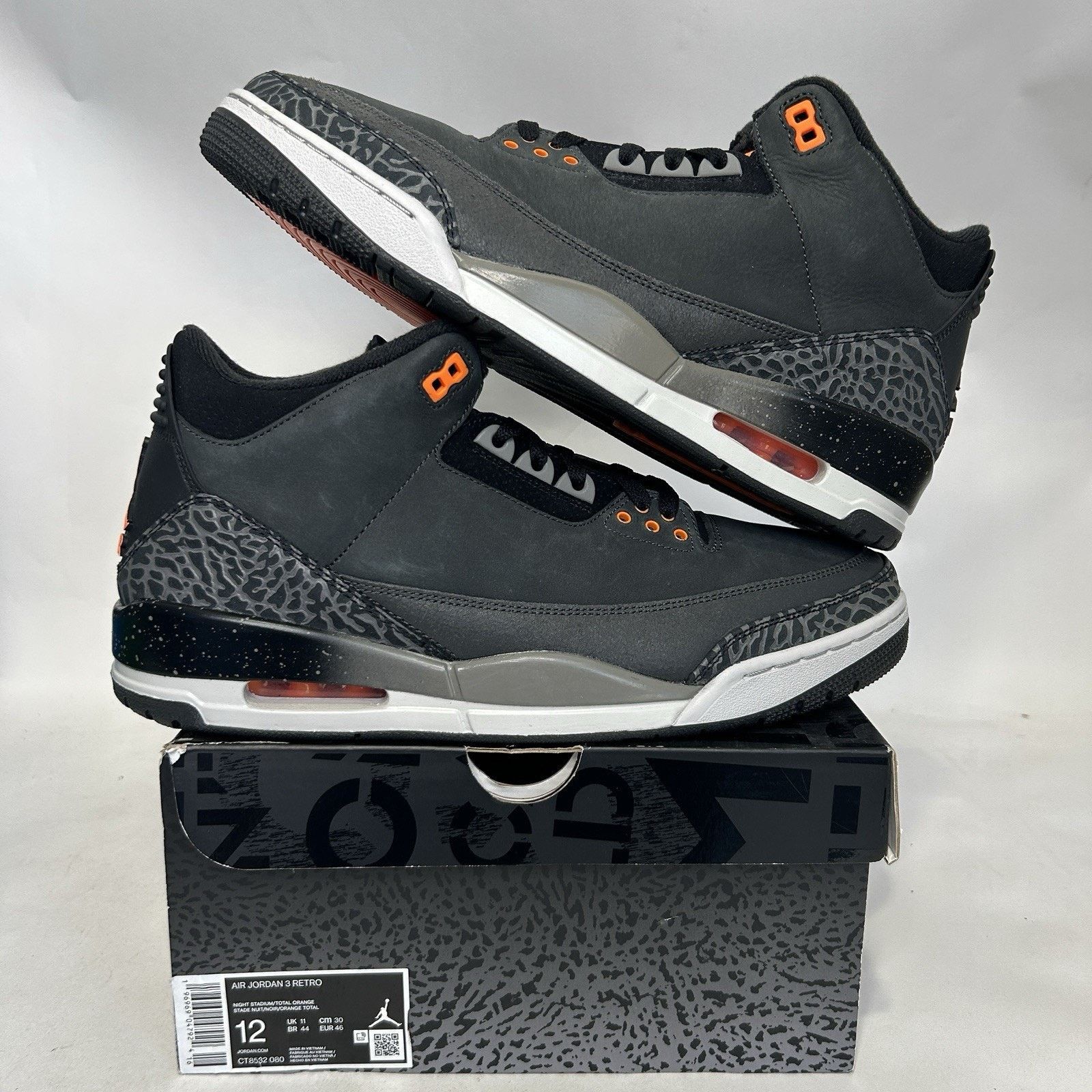 Jordan Brand Nike Air Jordan 3 Retro OG “Fear Pack” CT8532-080 Size US 12 / EU 45 - 1 Thumbnail