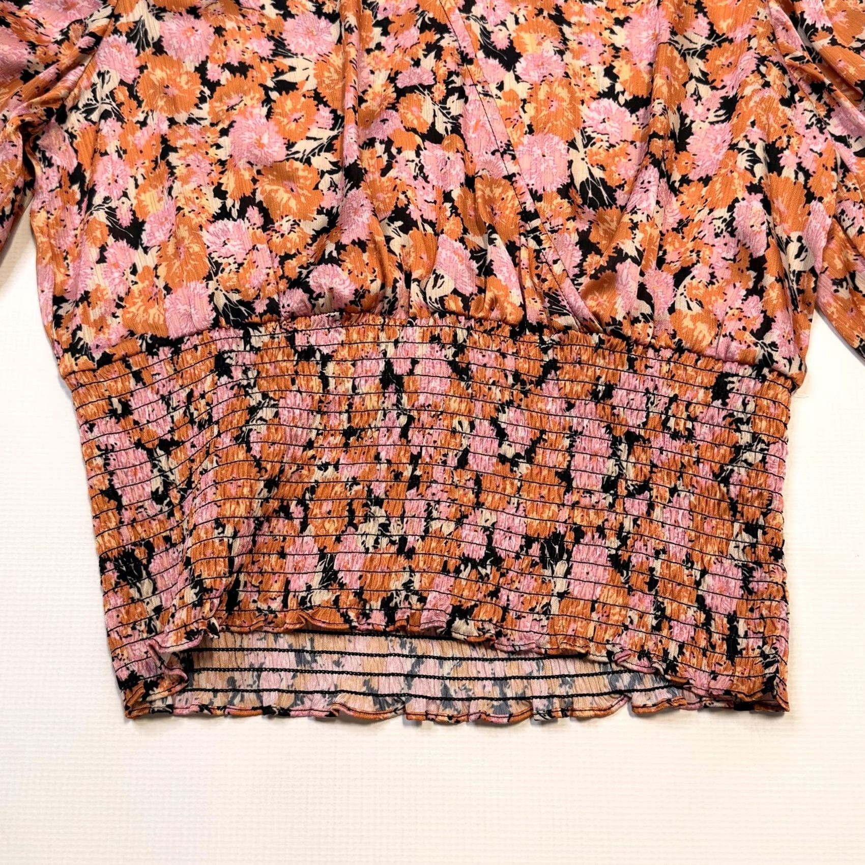 Vintage LEYDEN Blouse Womens M Orange Floral V Neck Long Sleeve Smocked Waist Shirt Size M / US 6-8 / IT 42-44 - 5 Thumbnail