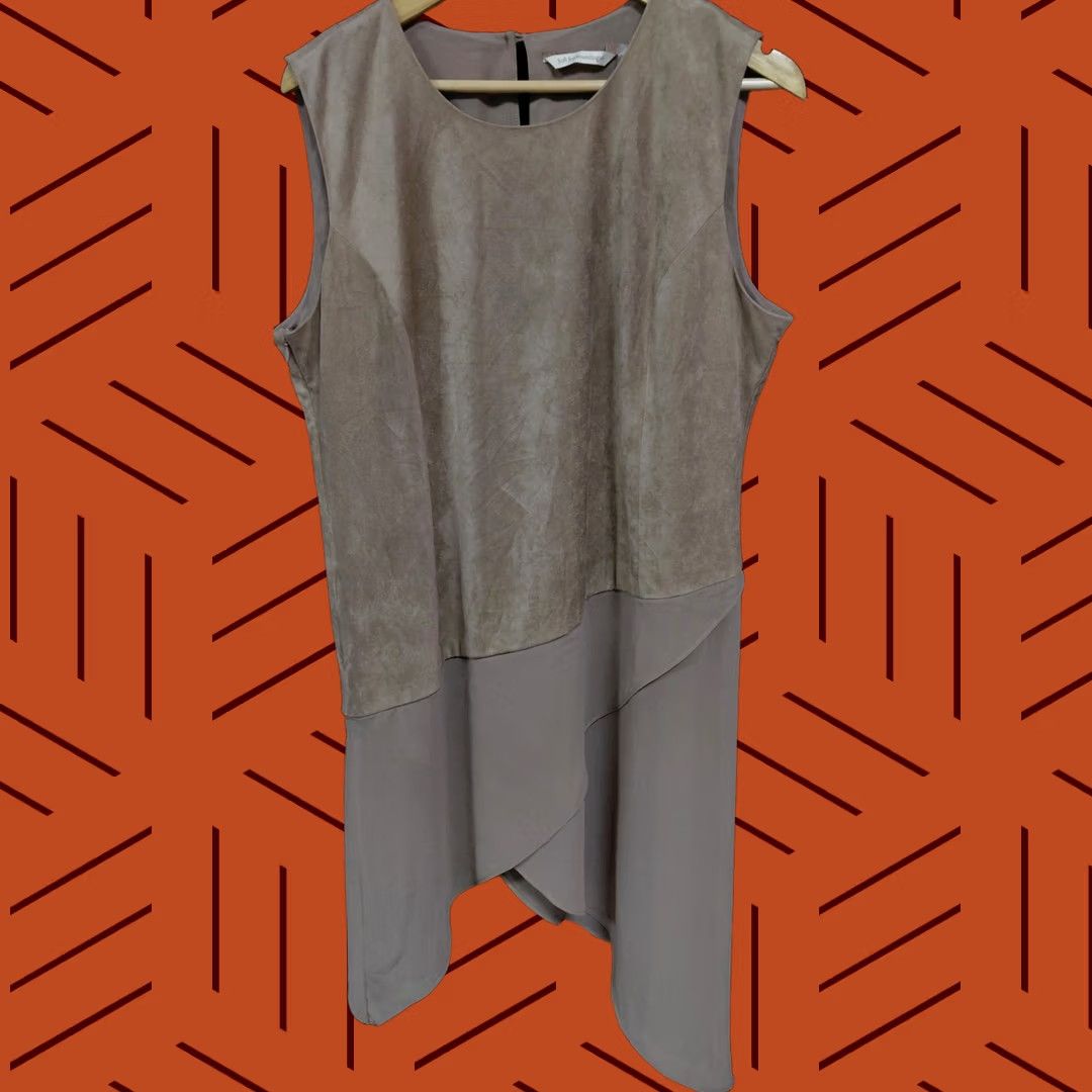 Soft Surroundings Soft Surroundings Beige Slim Fit Sleeve Shirt Women Size M Knit Size M / US 6-8 / IT 42-44 - 1 Thumbnail