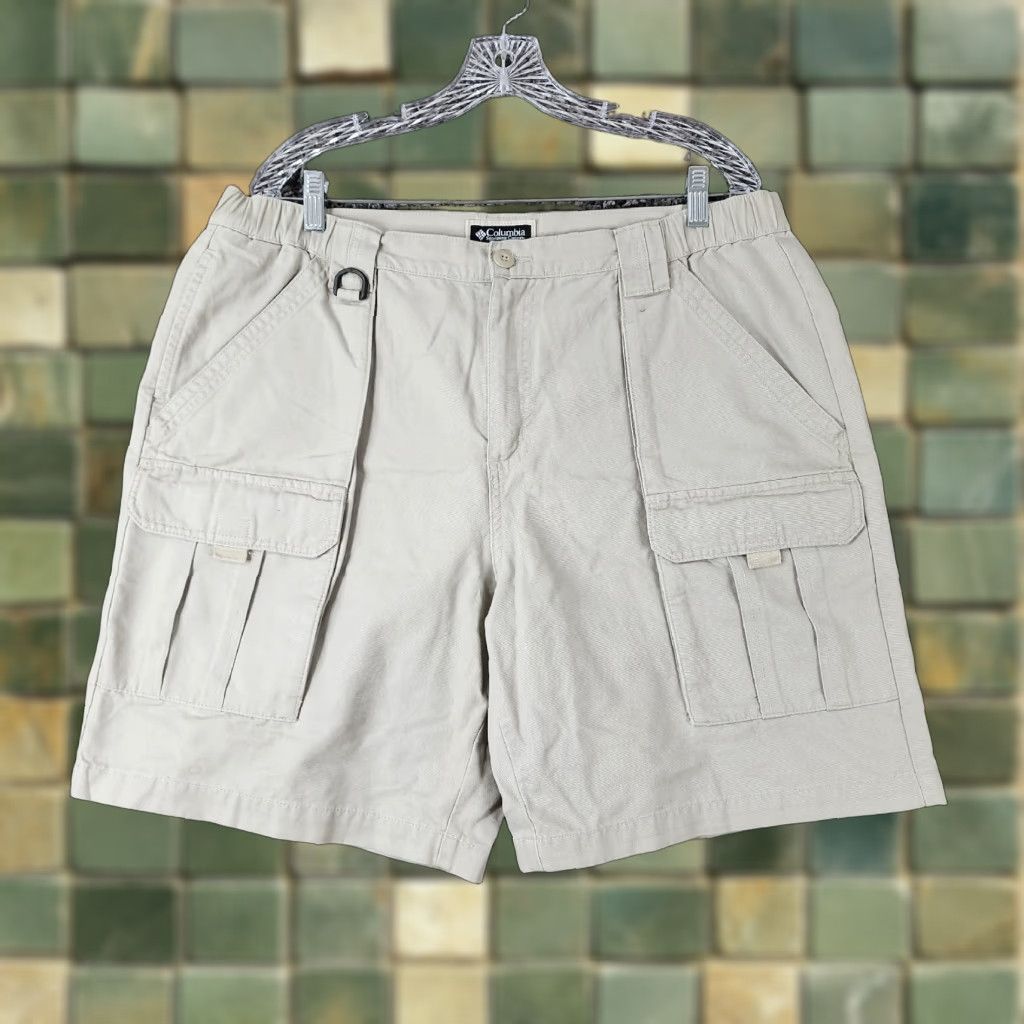 Vintage Columbia Mens Cargo Shorts Beach Hiking Camping Beige Size L Regular Waist 36in Men Size US 33 - 1 Thumbnail