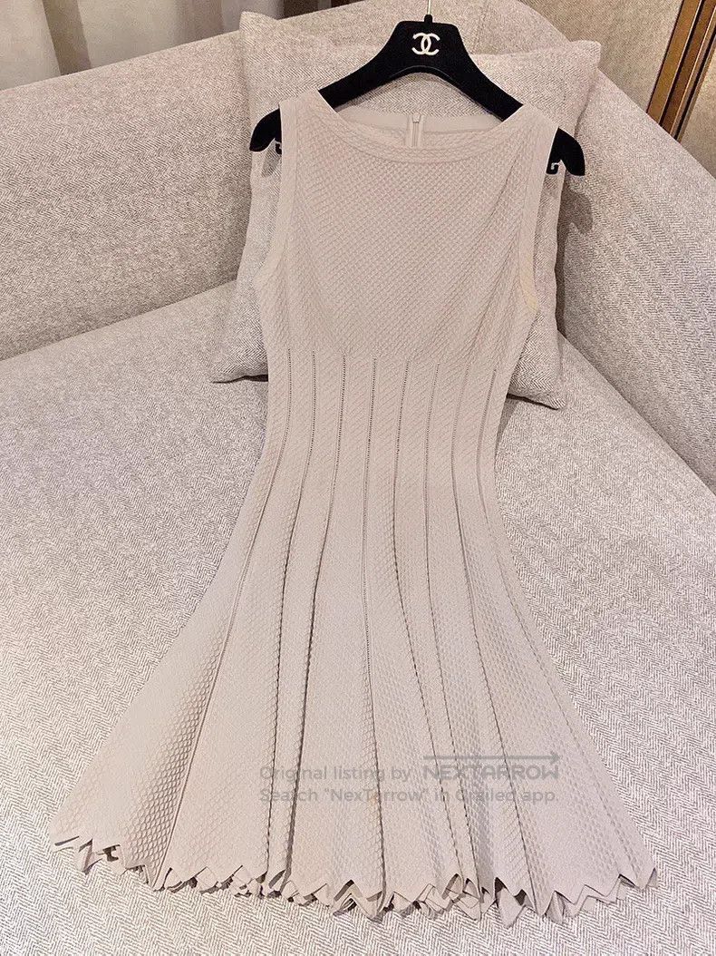 Alaia Alaia Knitted pleated dress Size XS / US 0-2 / IT 36-38 - 1 Thumbnail