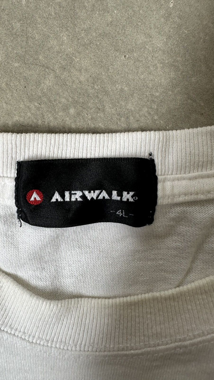 Airwalk VINTAGE AIRWALK TIGER PRINT TEE Size US XXL / EU 58 / 5 - 6 Thumbnail