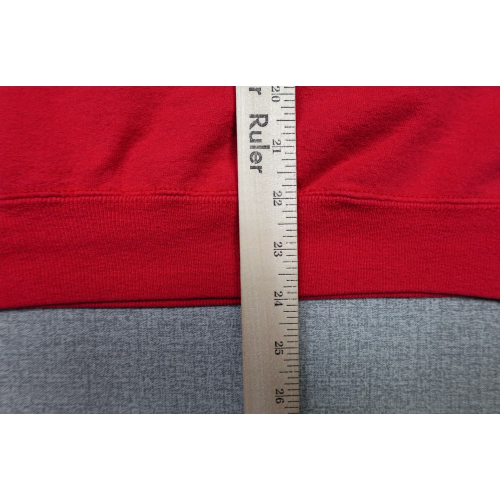 Champion VINTAGE Champion Sweater Mens L Red C Logo Crewneck Sweatshirt Front C Logo Wool? Size US L / EU 52-54 / 3 - 6 Thumbnail