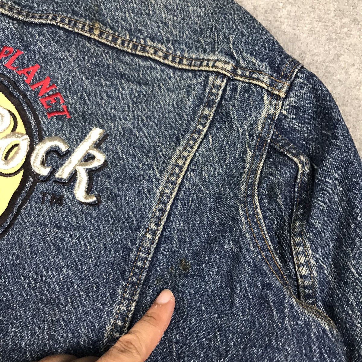 Hard Rock Cafe × Lee VTG🔥LEE X HARD ROCK CAFE HONOLULU DENIM BUTTON JACKET Size US M / EU 48-50 / 2 - 16 Thumbnail