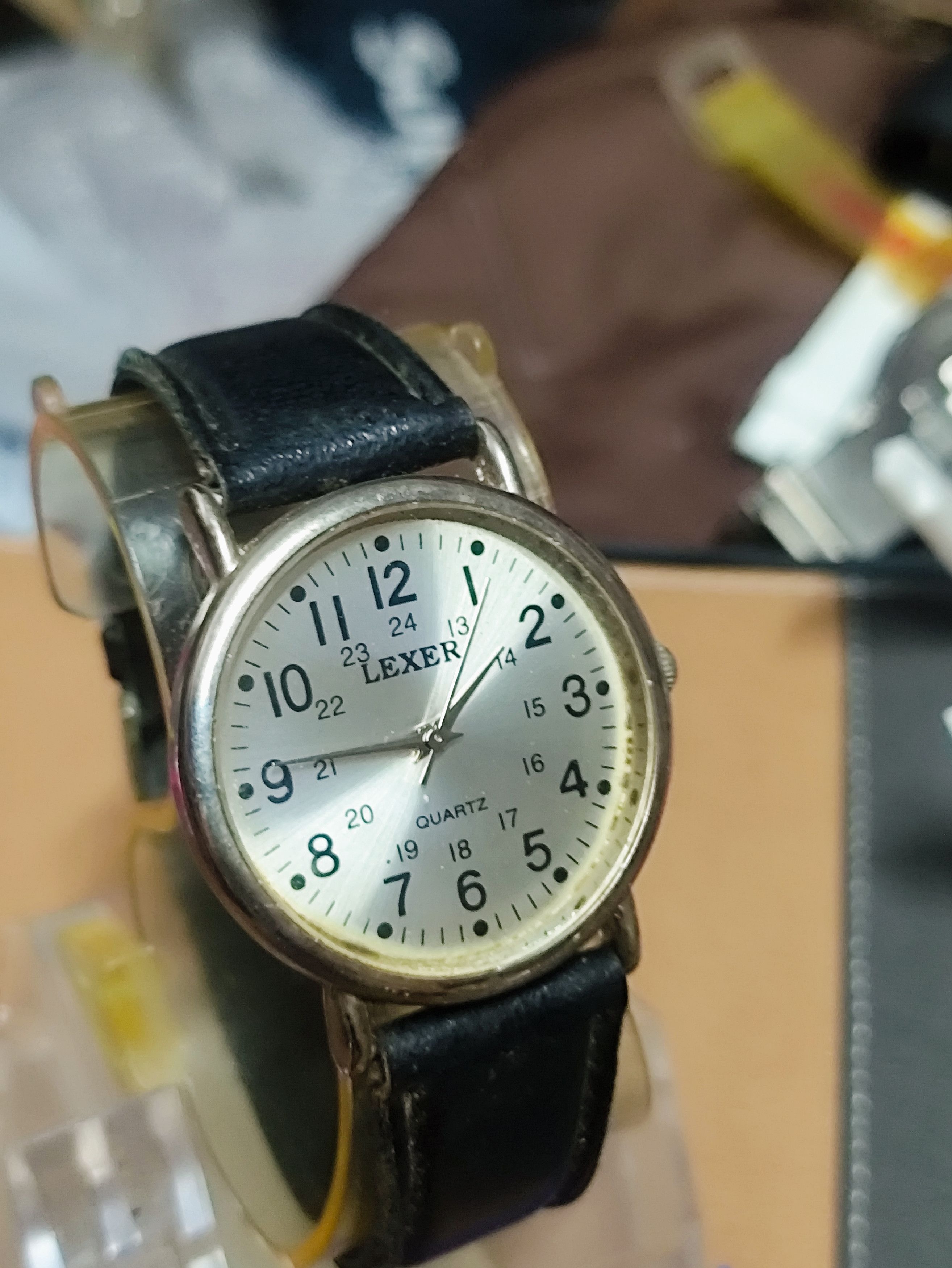 Japanese Brand × Vintage Vintage 💥 Lexis Quartz Watch JAPAN MADE Size ONE SIZE - 4 Thumbnail