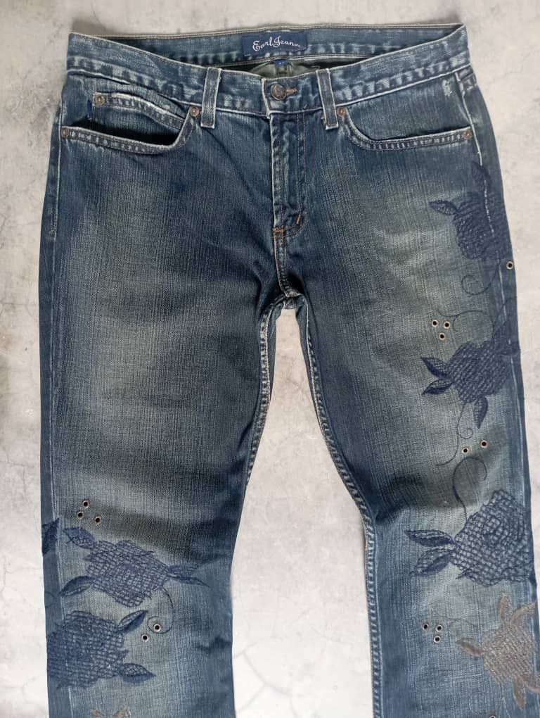 Tornado Mart Flare Jeans Made In USA Embroidered Earl Jean Bootcut Jeans Size US 27 - 3 Thumbnail