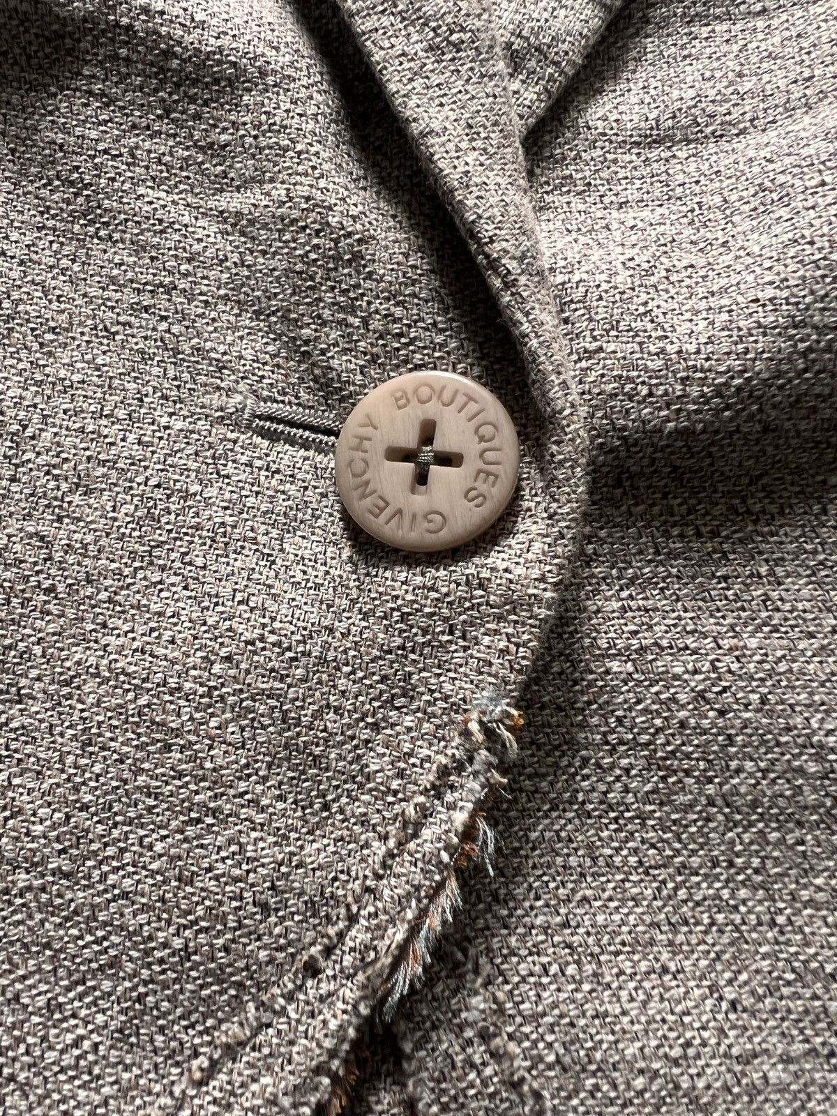 Givenchy Givenchy Boutiques Single Button Beige Raw Edge Jacket Size XS / US 0-2 / IT 36-38 - 6 Thumbnail
