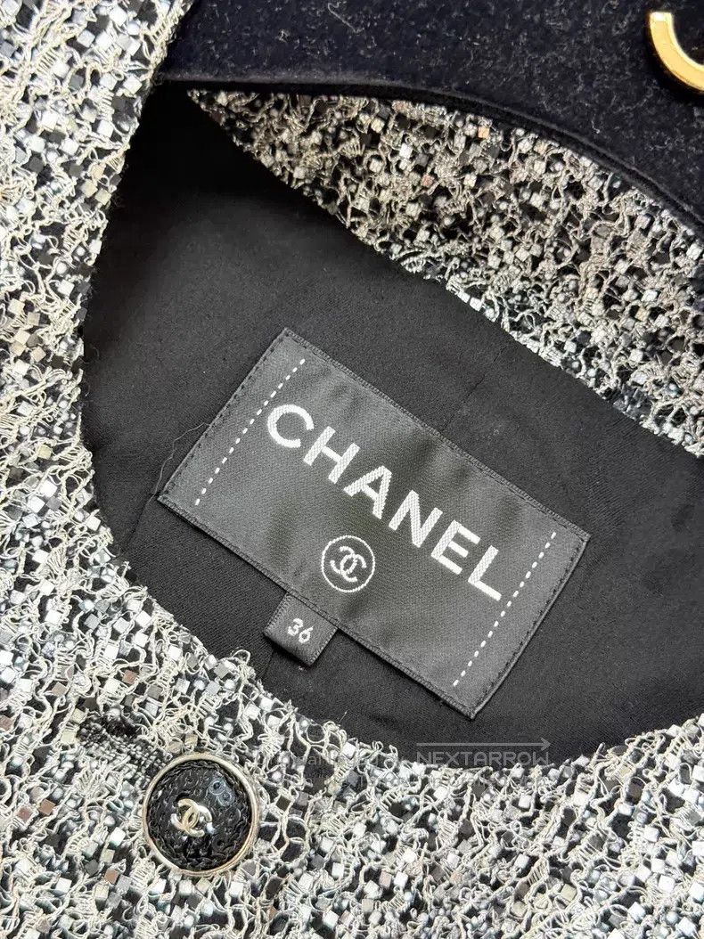 Chanel Chanel Black long-sleeved jacket with sequin embroidery Size XS / US 0-2 / IT 36-38 - 5 Thumbnail
