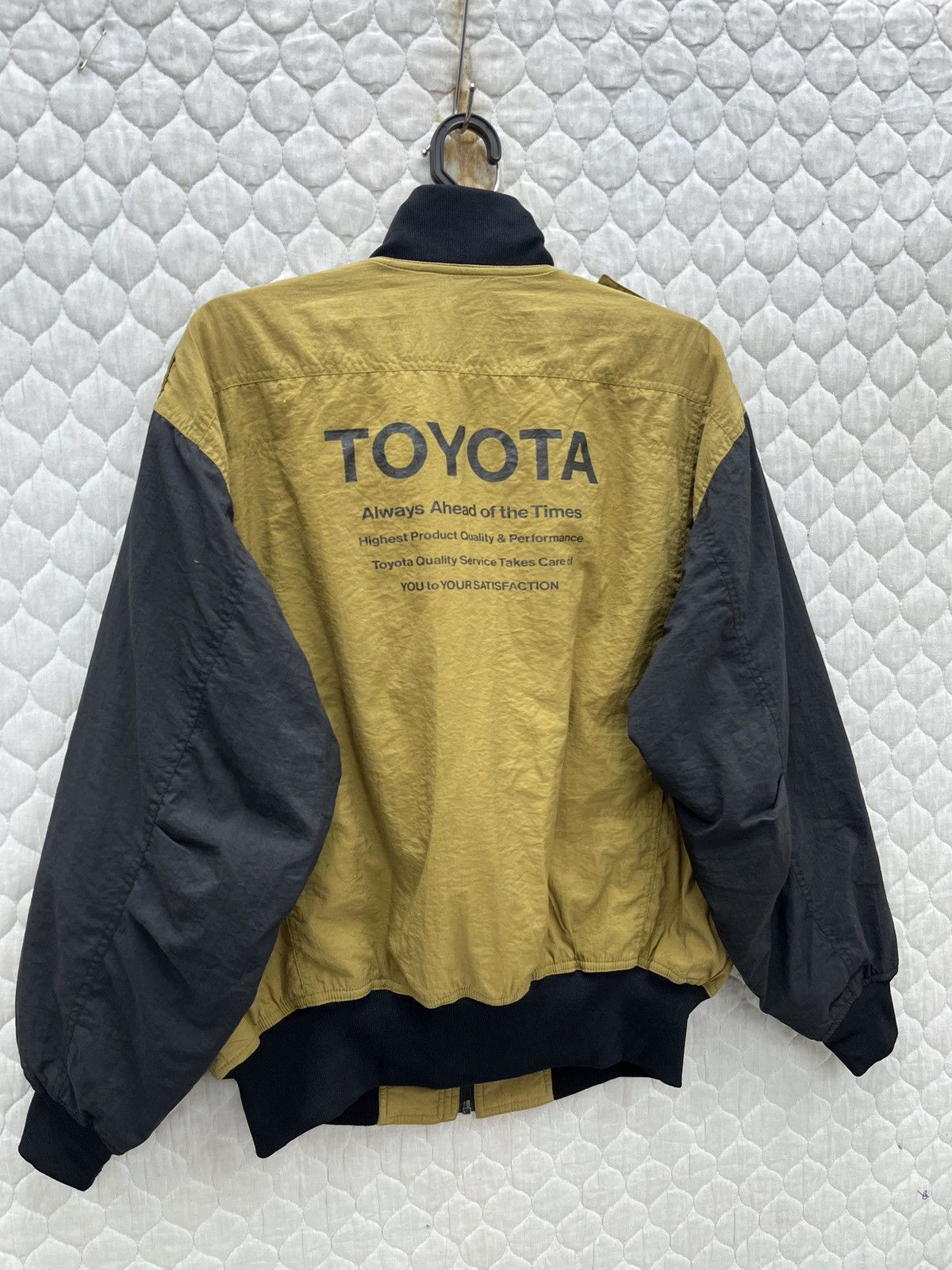 Sports Specialties 🔥🔥🔥STEALS VINTAGE TOYOTA RACING JACKET Size US M / EU 48-50 / 2 - 6 Thumbnail