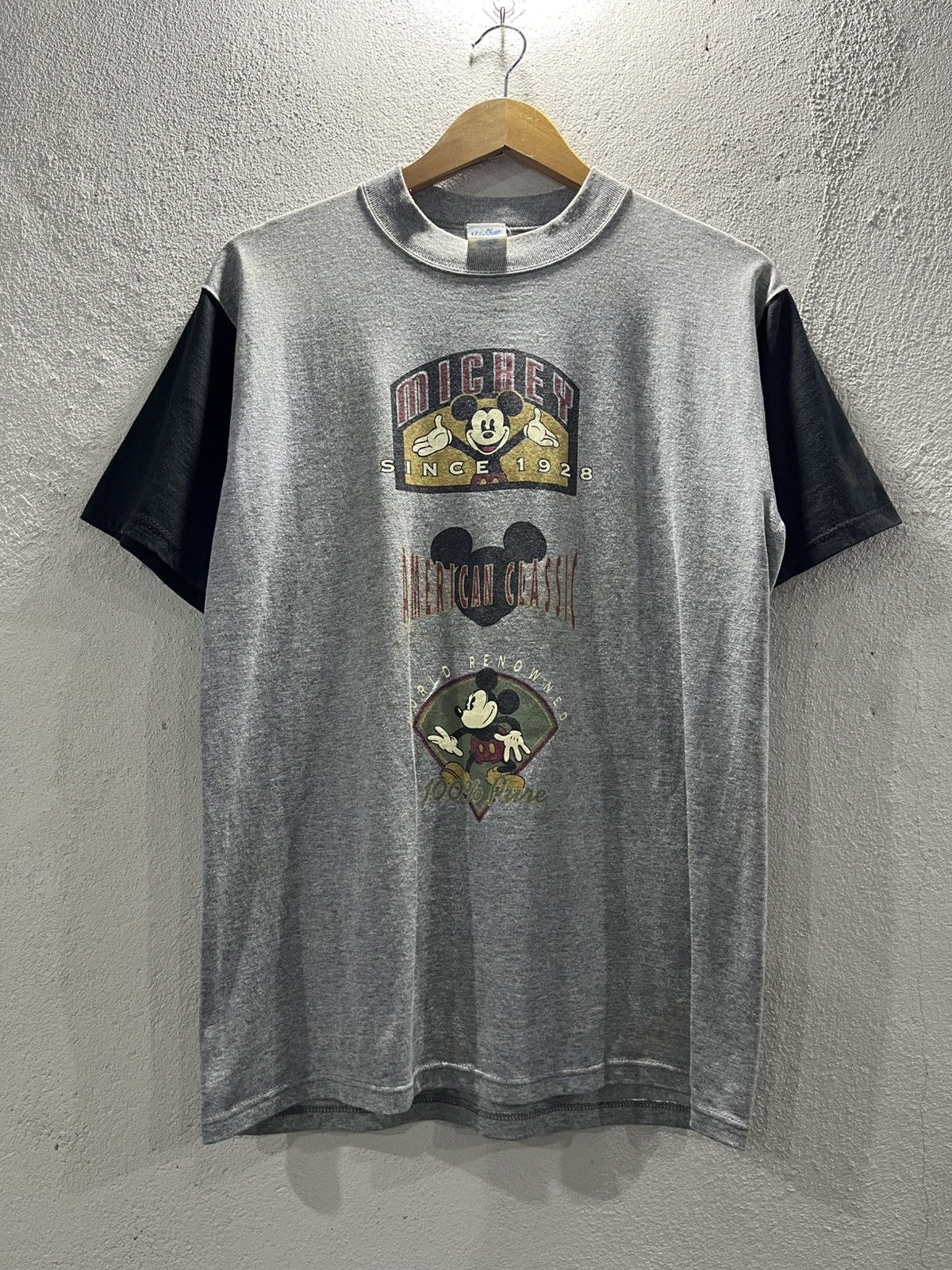 Vintage Rare vintage mickey Size US M / EU 48-50 / 2 - 1 Thumbnail