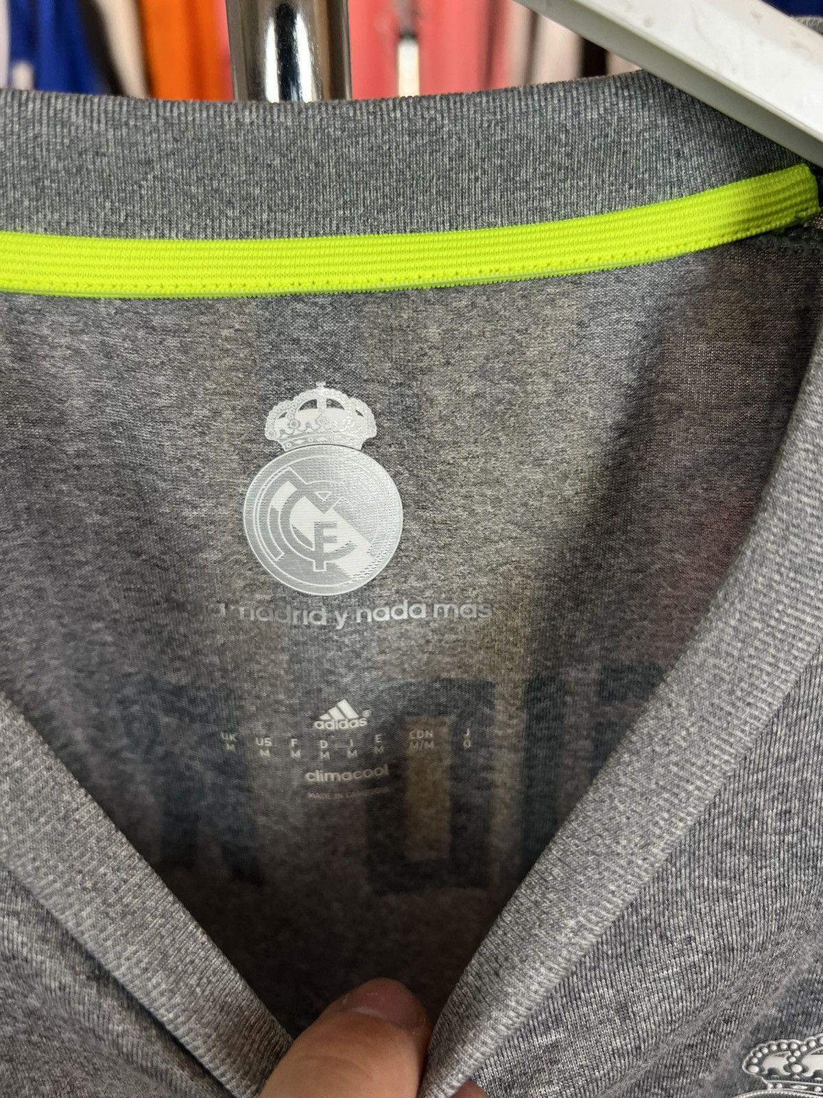 Adidas Soccer Jersey Adidas Real Madrid 2015/16 Sergio Ramos #4 Size US M / EU 48-50 / 2 - 8 Thumbnail