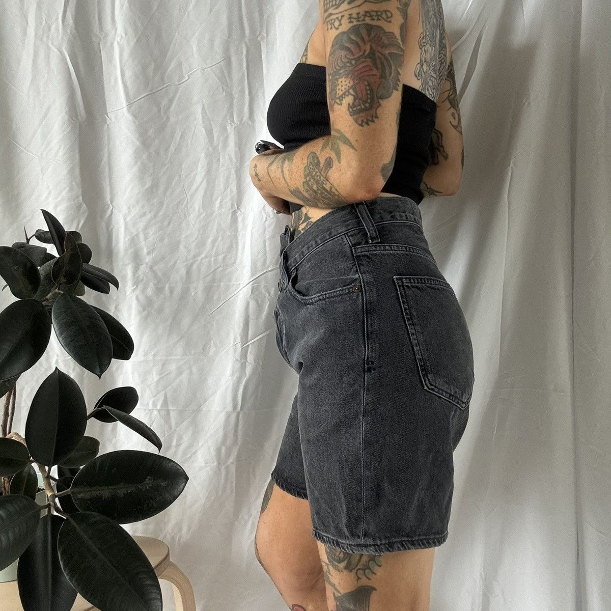 Agolde Agolde criss cross denim shorts Size 25" / US 0 / IT 36 - 3 Thumbnail