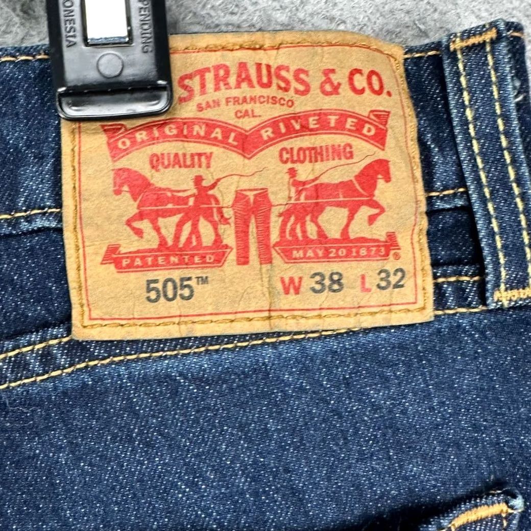 Levi's VINTAGE Levi's 505 Straight Jeans Men 38X32 Blue Distressed Red Tab 5 Pocket Denim NEW Size US 38 / EU 54 - 6 Thumbnail
