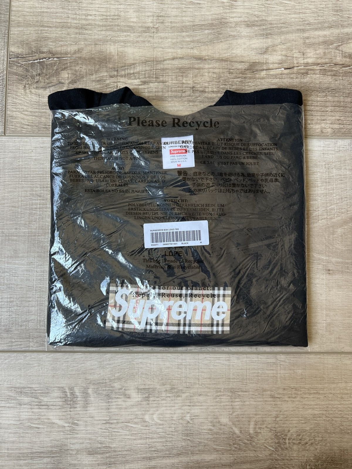 Burberry × Supreme Supreme Burberry Box Logo T Size US M / EU 48-50 / 2 - 2 Thumbnail