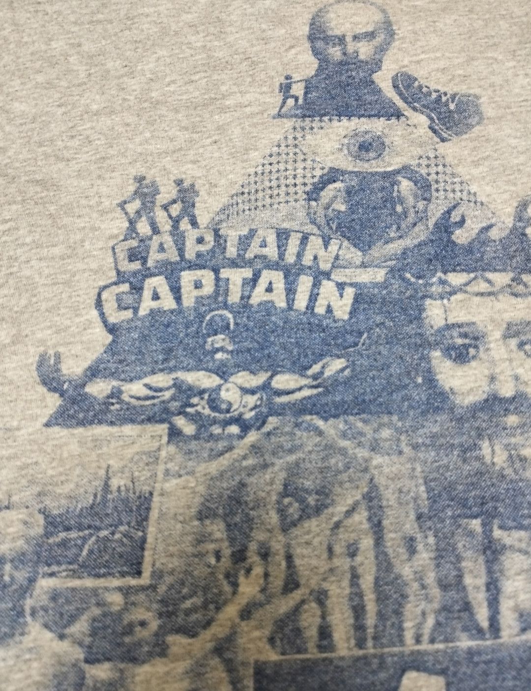 Designer × Sixpack France × Vintage Sixpack France Brand logo Jesus Parody Shirt Size US M / EU 48-50 / 2 - 5 Thumbnail