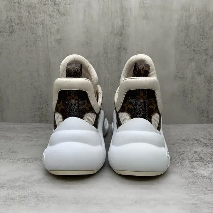 Louis Vuitton Louis Vuitton Casual Athletic Shoes in White and Brown -250 Size US 5.5 / EU 38 - 2 Thumbnail