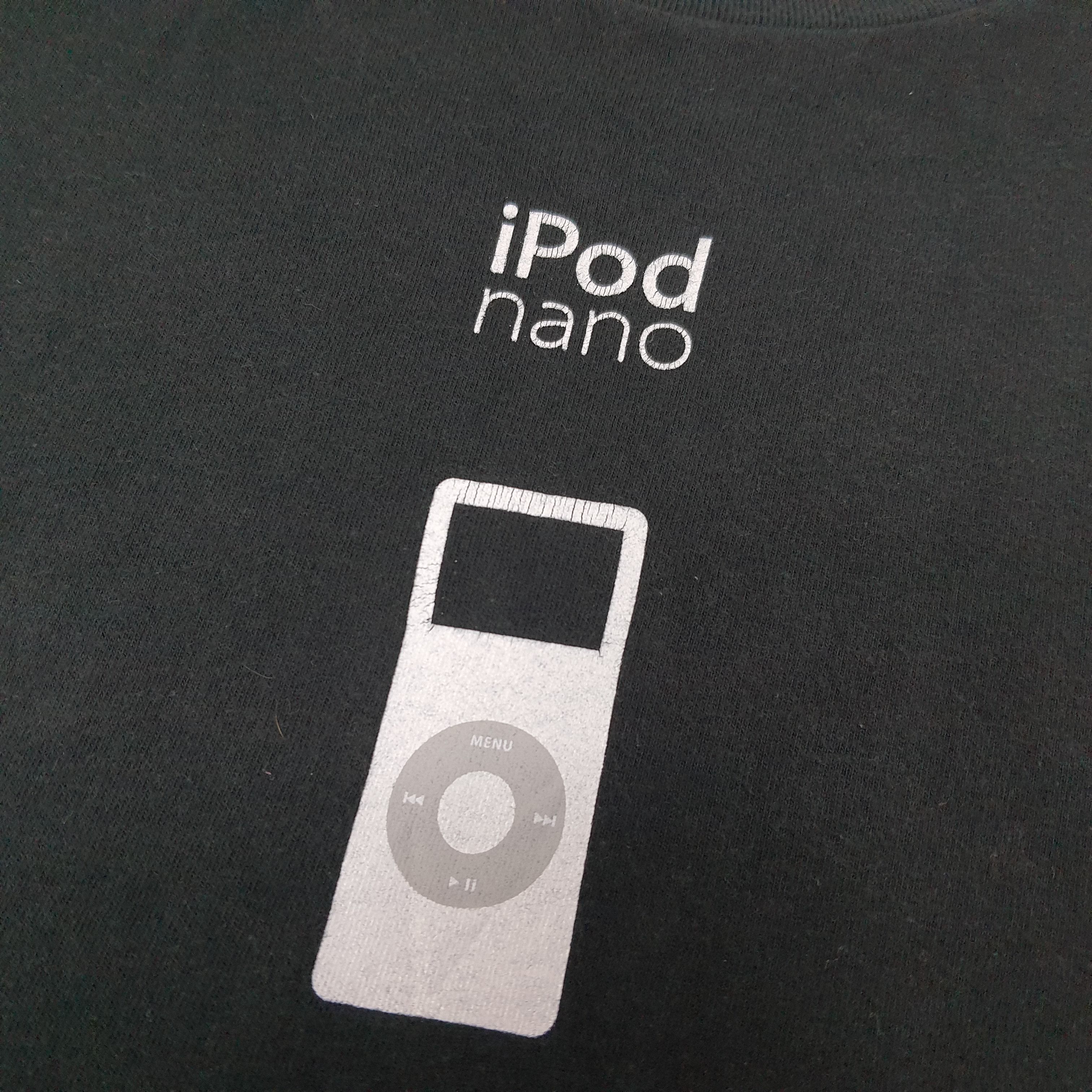 Vintage Vintage Apple Product iPod Nano Tshirt C267N37 Size US L / EU 52-54 / 3 - 2 Thumbnail