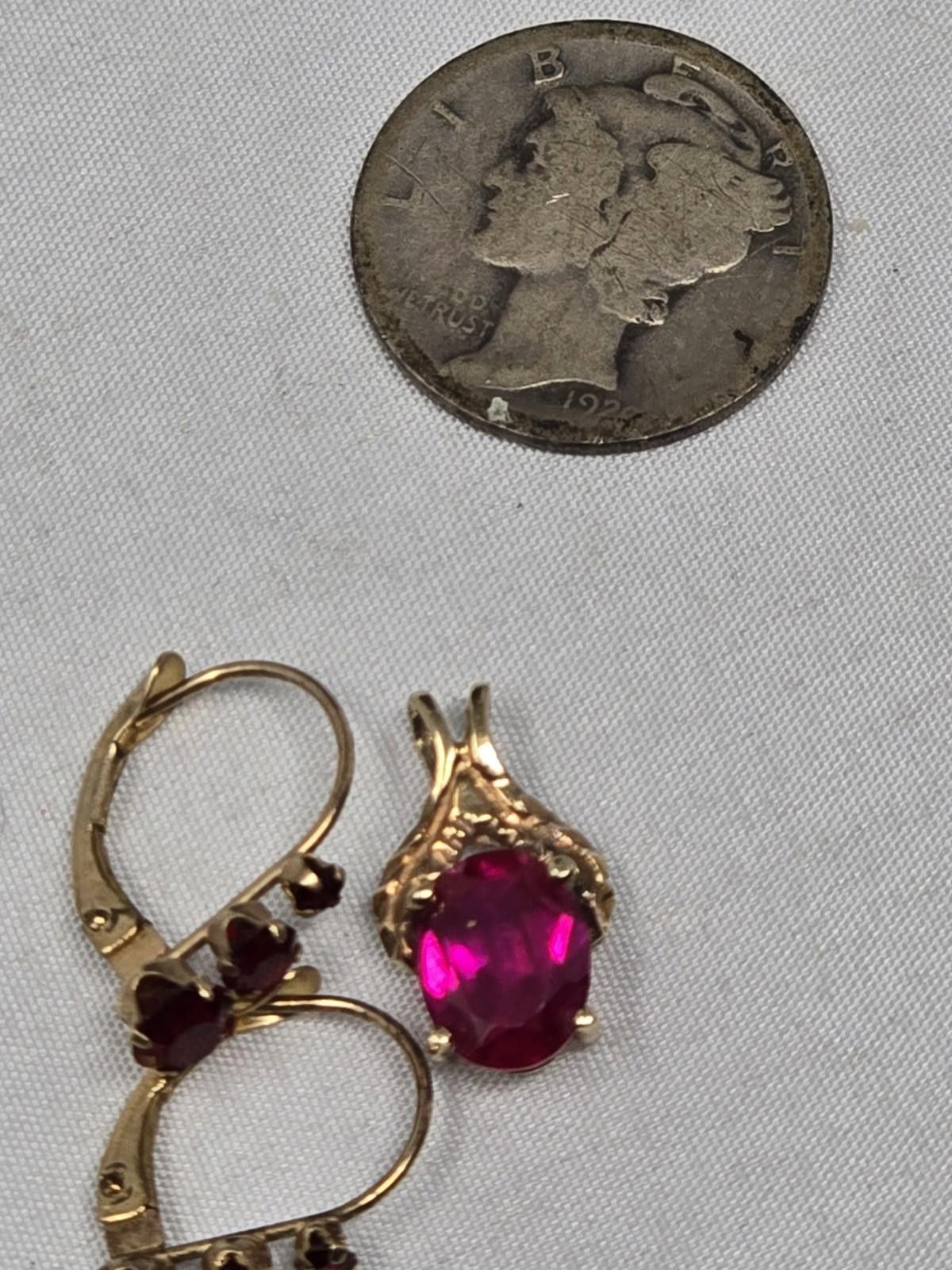 The Unbranded Brand ​Vtg 10k Yellow Gold Estate Ruby Pendant & Garnet Earrings Size ONE SIZE - 5 Thumbnail