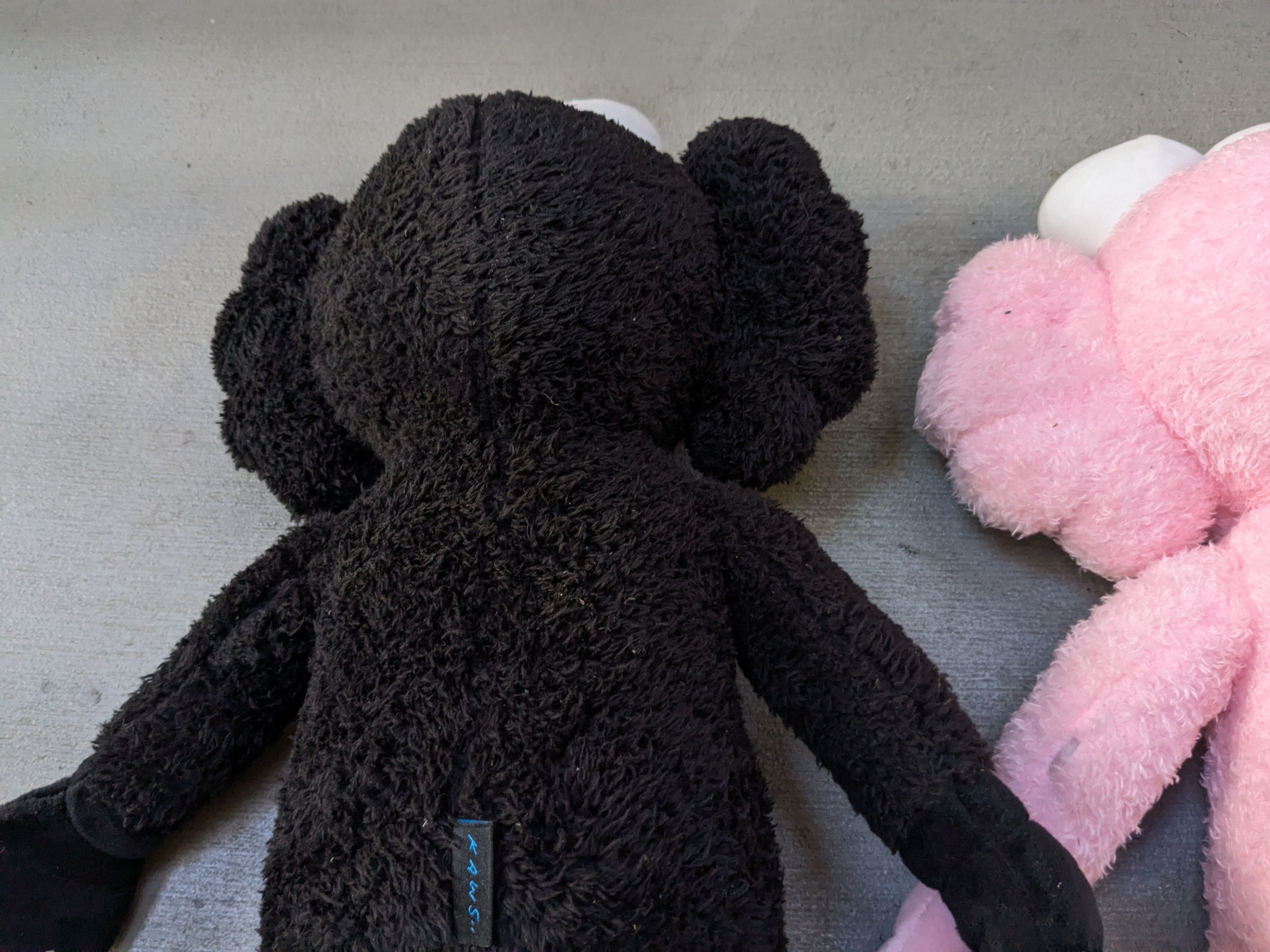 Kaws Kaws BFF Plush Pink Black Limited Edition 18" Size ONE SIZE - 5 Thumbnail