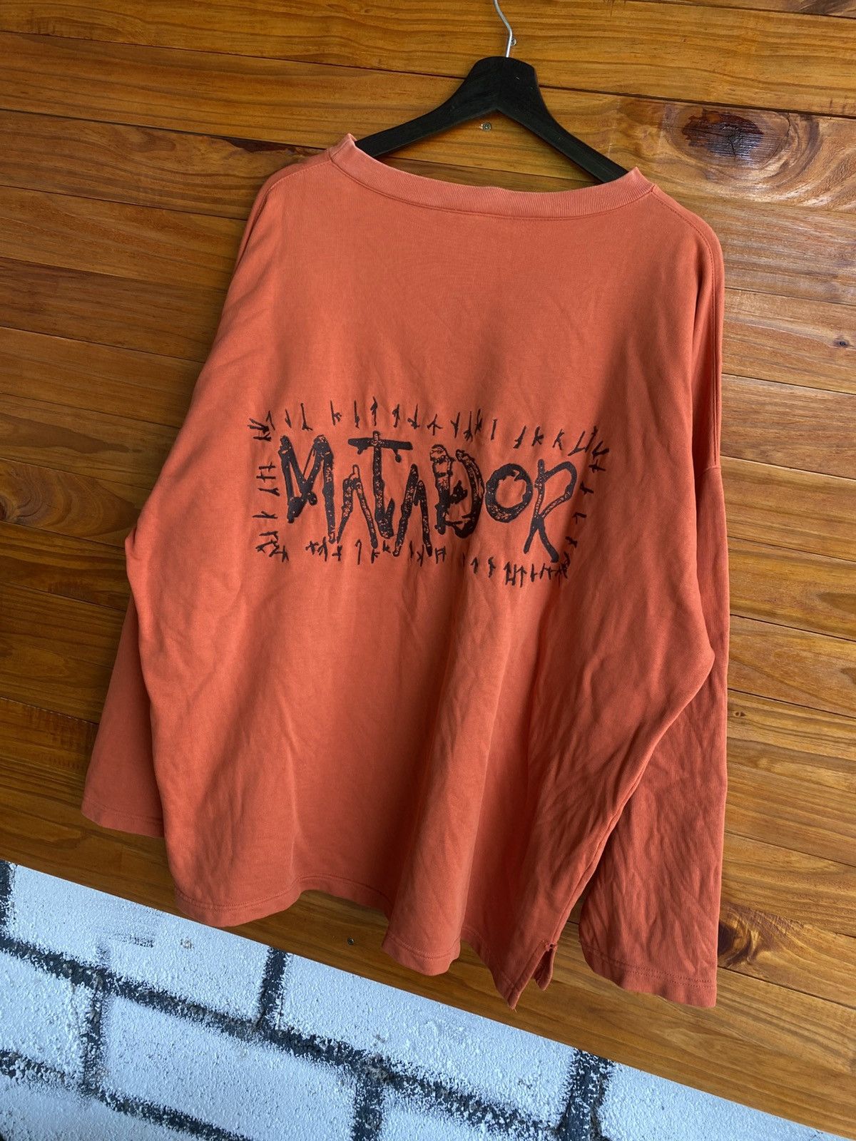 Vintage Vintage Y2K Matador Rust Orange Long Sleeve Made in Europe Size US M / EU 48-50 / 2 - 4 Thumbnail