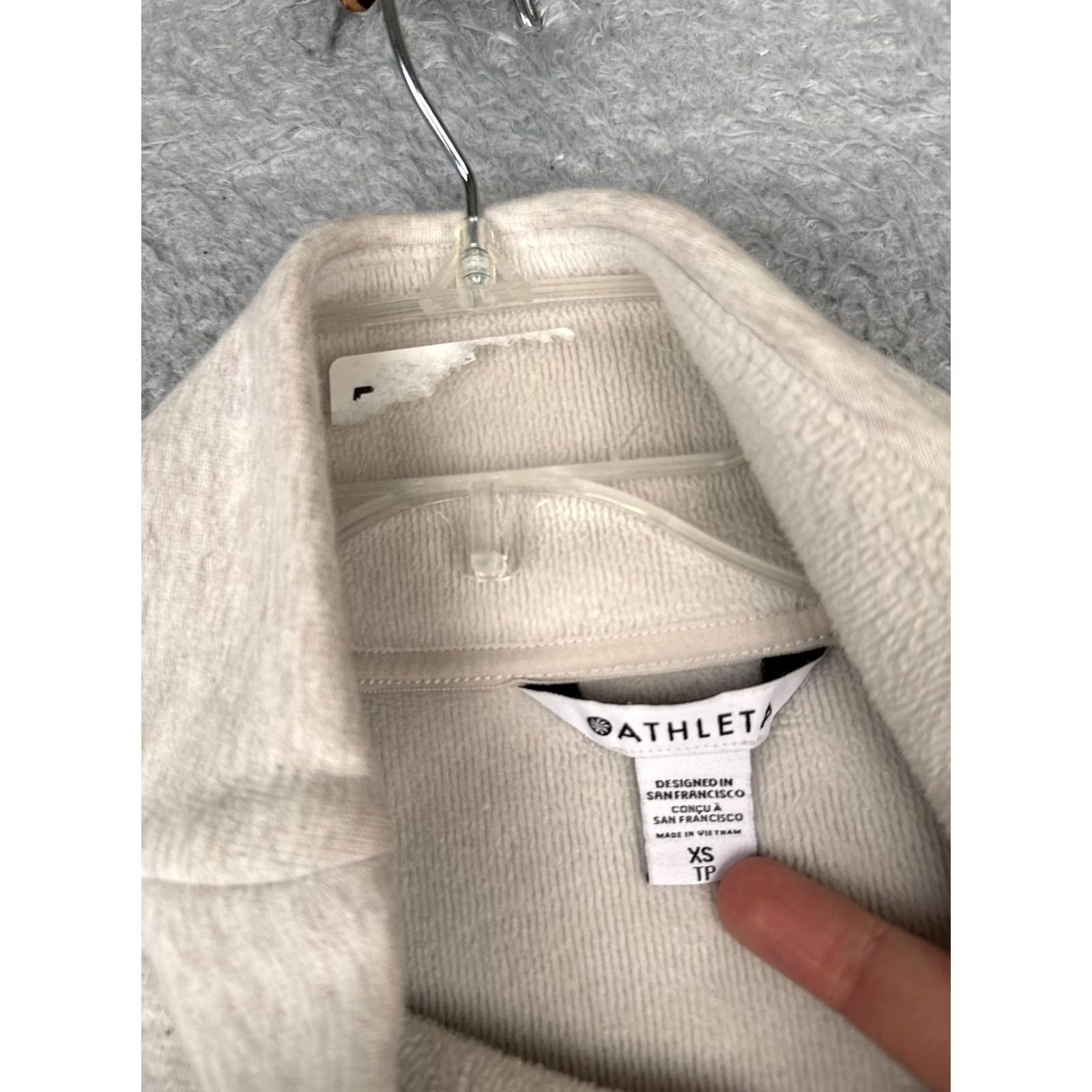 Athleta Athleta Sweatshirt Womens XS Gray Wrap 1/4 Zip Mock Neck French Terry Sweatshirt Size XS / US 0-2 / IT 36-38 - 6 Thumbnail
