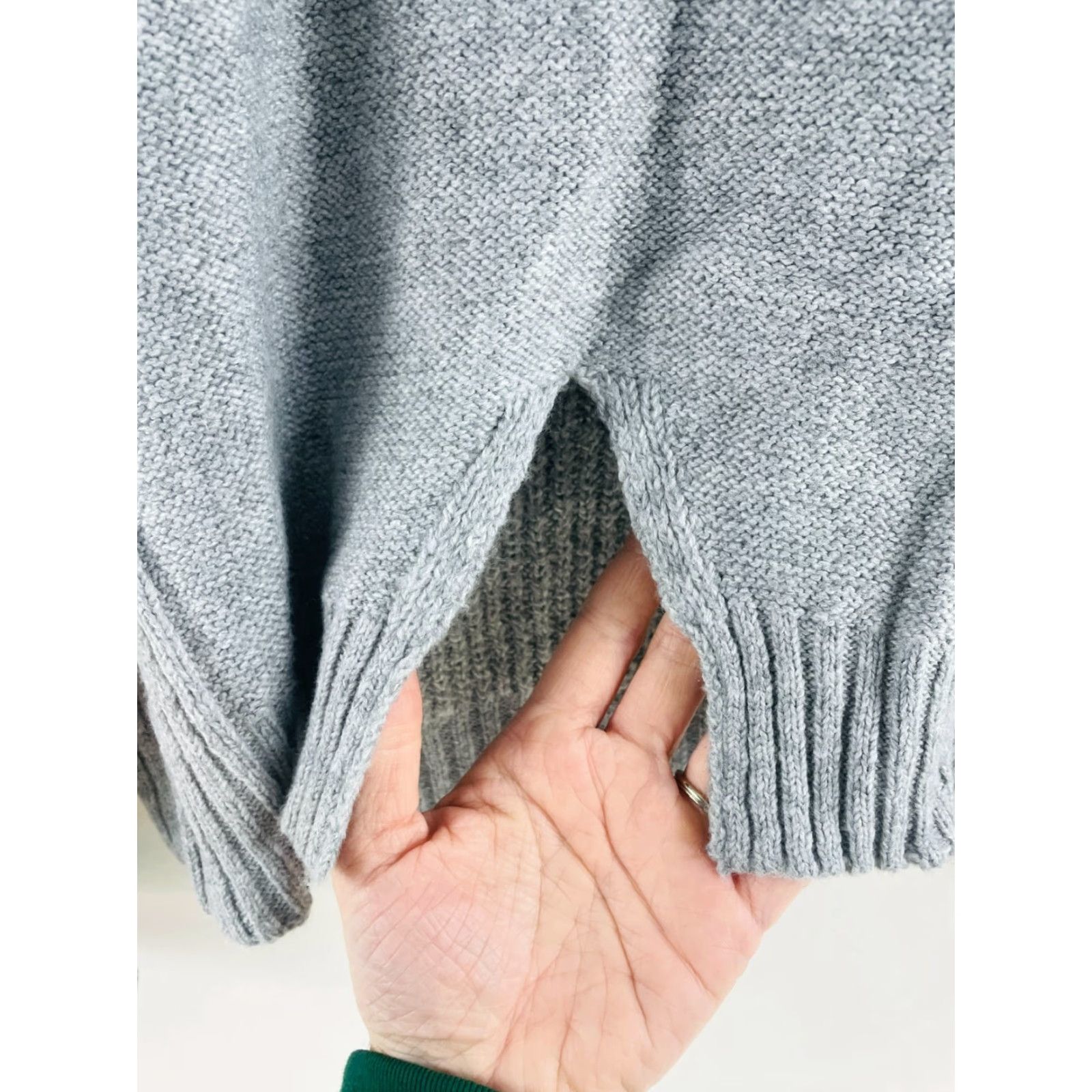 Vintage ABOUND Sweater Women's XS Gray Hooded V-Cutout Long Sleeve Size XS / US 0-2 / IT 36-38 - 3 Thumbnail