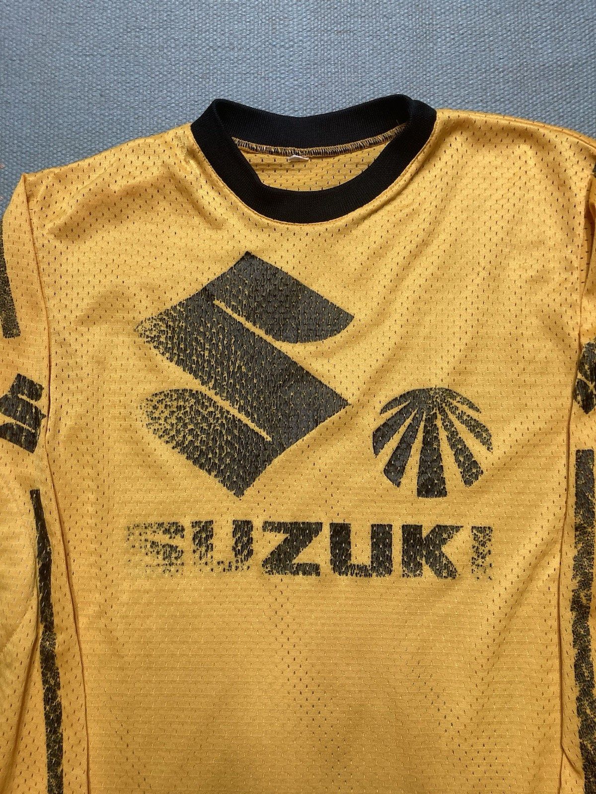 Vintage 70s Suzuki mesh jersey motocross Moto racing MX faded small Size US S / EU 44-46 / 1 - 2 Thumbnail