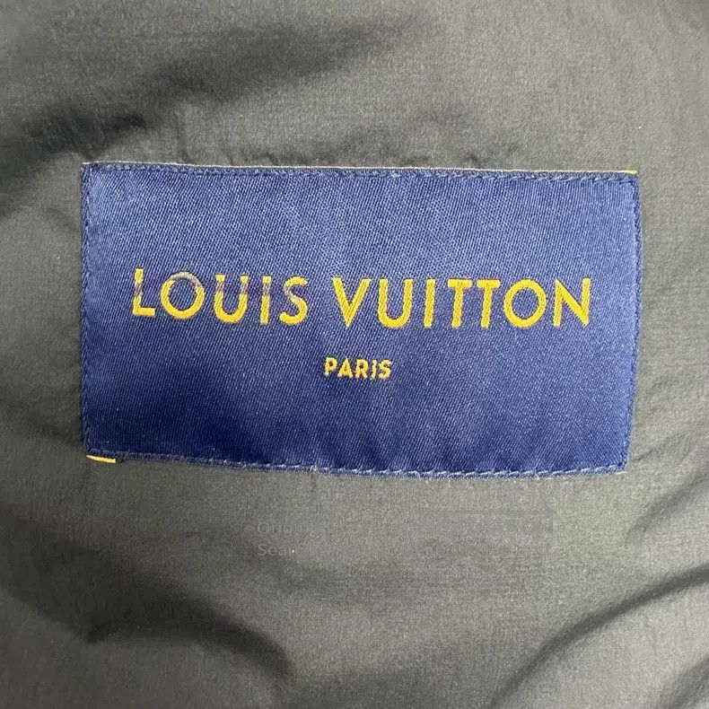 Louis Vuitton Louis Vuitton Grey geometric full-print cotton jacket Size US L / EU 52-54 / 3 - 3 Thumbnail