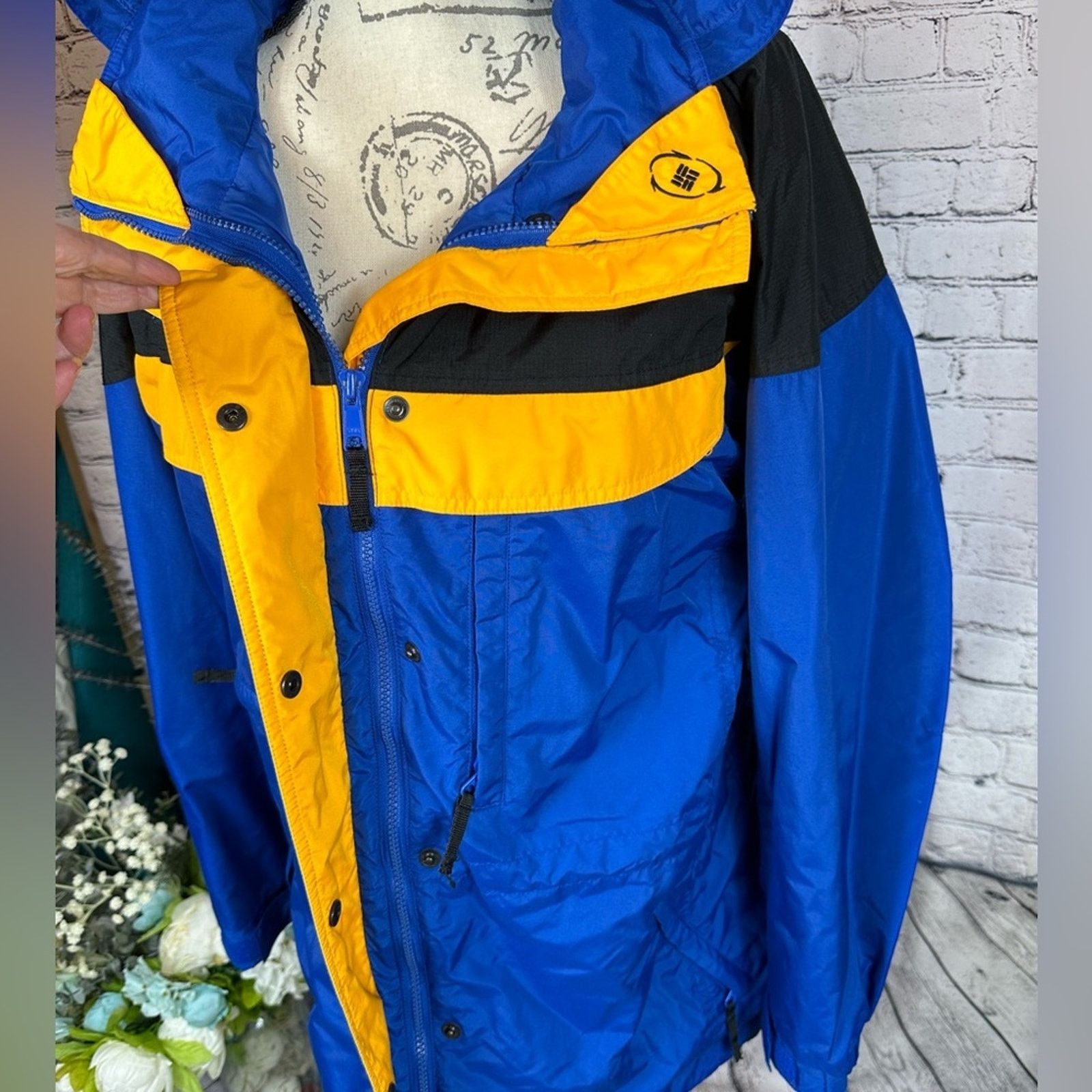 Columbia Columbia Women’s Sportswear Winter Coat-Navy,Yellow,Black M Size M / US 6-8 / IT 42-44 - 5 Thumbnail