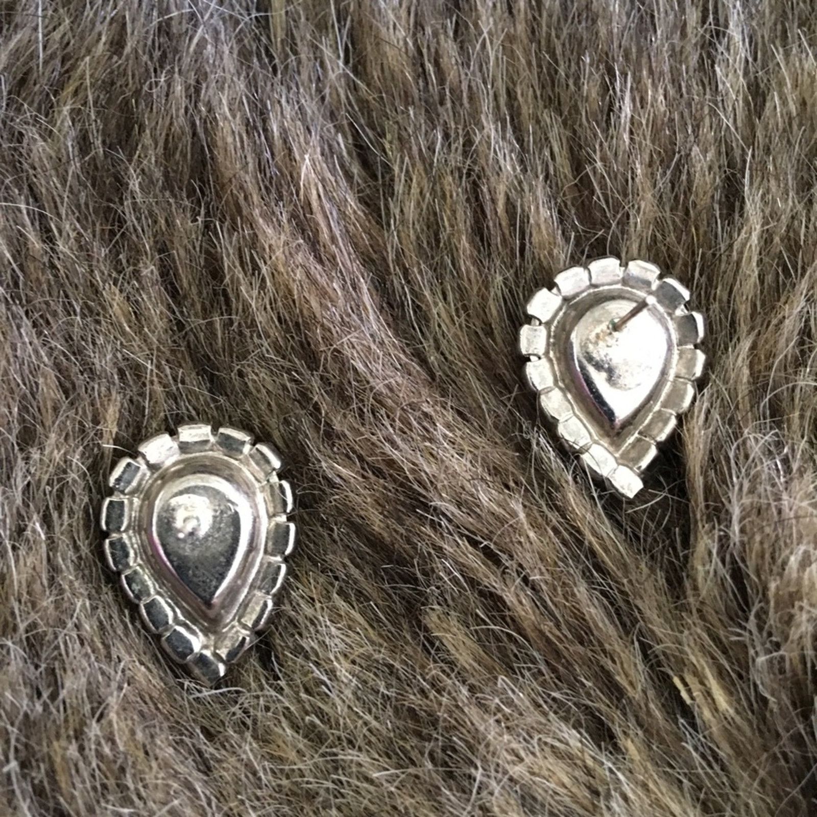 Vintage Vintage black glass tear drop pierced earrings Size ONE SIZE - 4 Thumbnail