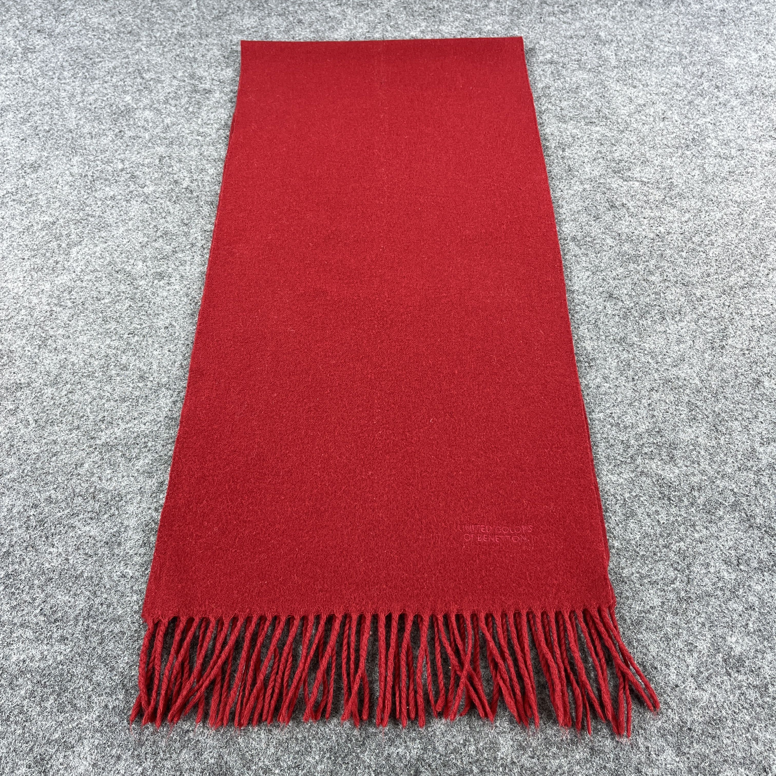 United Colors Of Benetton United Colors Of Benetton Scarf / Muffler / Neckwear T1477 Size ONE SIZE - 1 Thumbnail