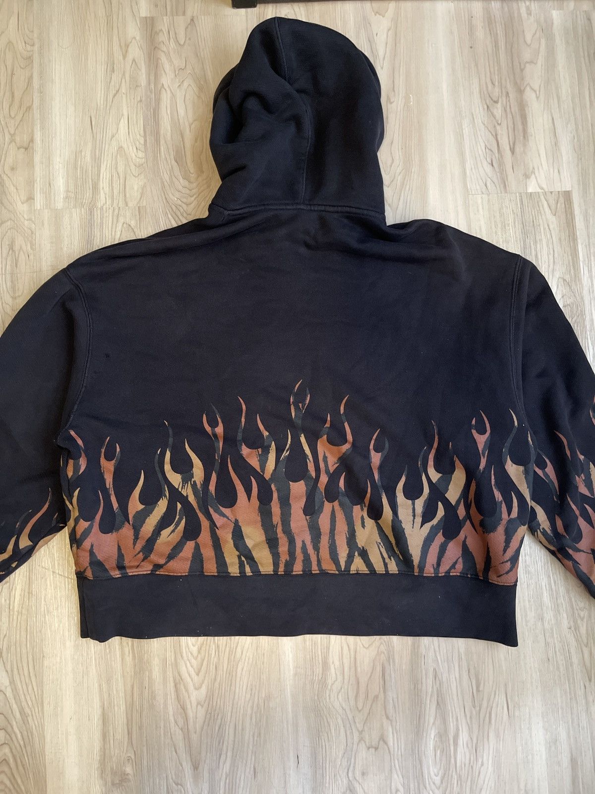 トップス Palm Angels Palms And Flames Hoodie Palm Angels Black Palms and Flames Hoodie Palm Angels