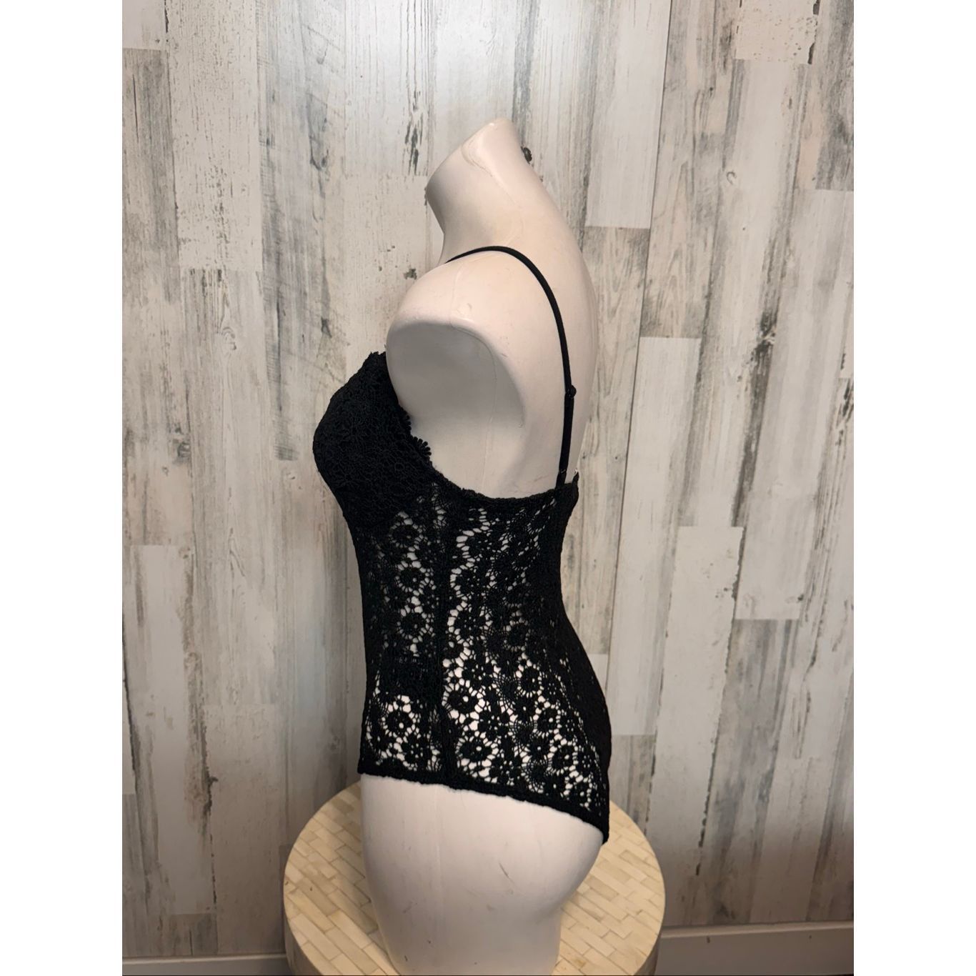 H&M H&M Black Lace Bodysuit Women’s Size M Size M / US 6-8 / IT 42-44 - 6 Thumbnail
