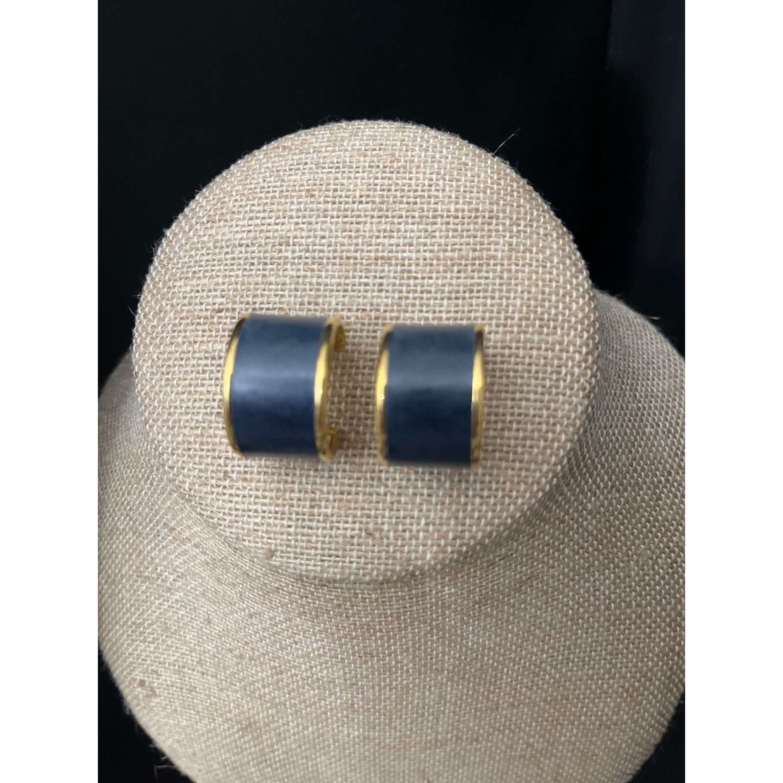 Other Vintage Monet Navy Enamel Gold Tone Hoop Earrings 1980s Size ONE SIZE - 6 Thumbnail