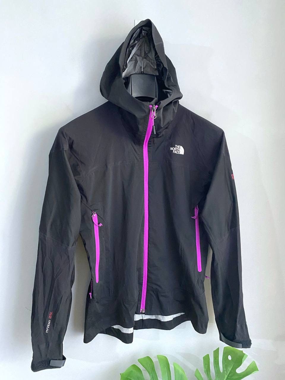 The North Face The North Face Hyvent Women's Waterproof Hooded Jacket, Sz S Size S / US 4 / IT 40 - 2 Thumbnail