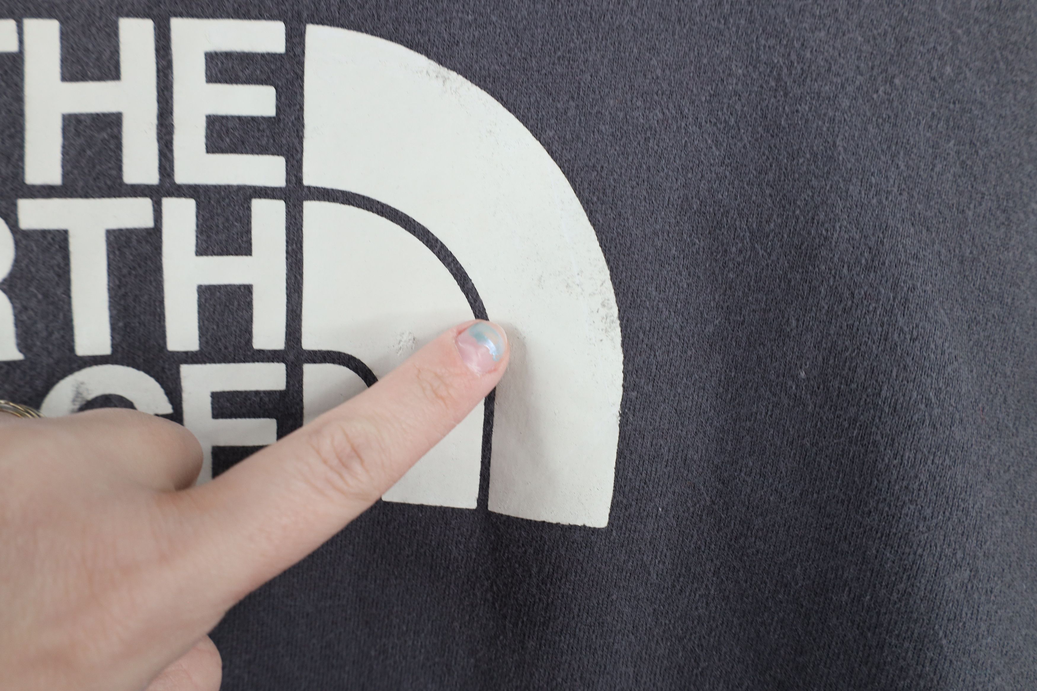 The North Face Vintage The North Face Spell Out Big Logo Hoodie Sweatshirt Size US M / EU 48-50 / 2 - 6 Thumbnail