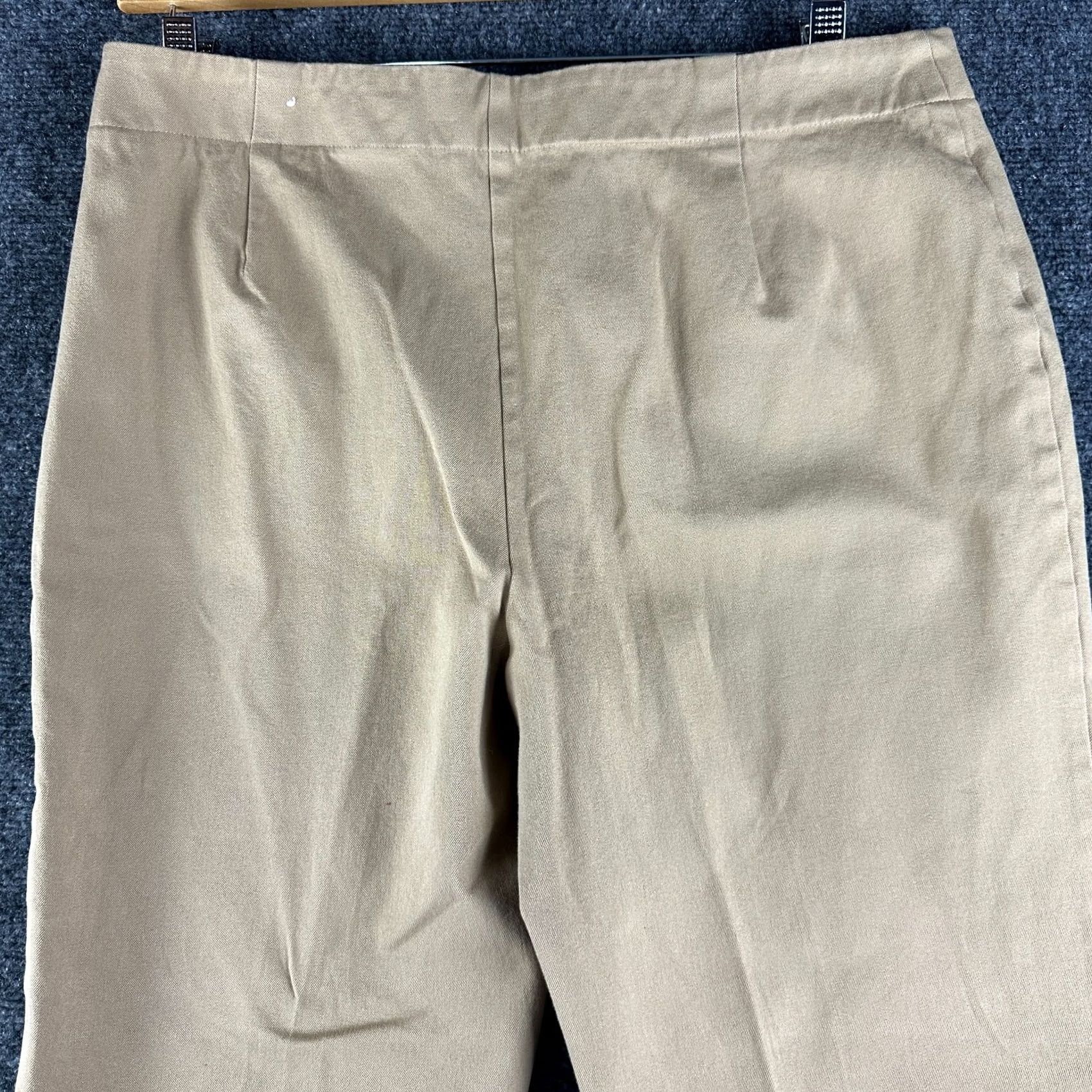 Vintage Chicos Fabulously Slimming Pants Womens 10 Short Flat Front Straight Leg Tan Brown Stretch Chino Size 32" / US 10 / IT 46 - 7 Thumbnail