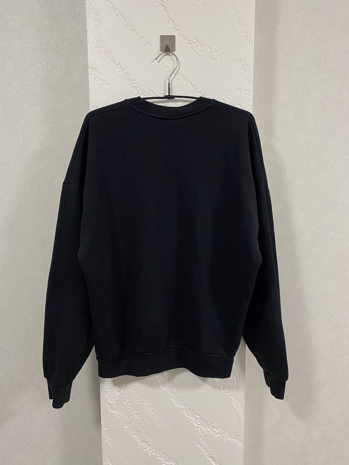 Just Cavalli Just Cavalli Black Distressed Sweatshirt Size: S (Oversized) Size US S / EU 44-46 / 1 - 10 Thumbnail