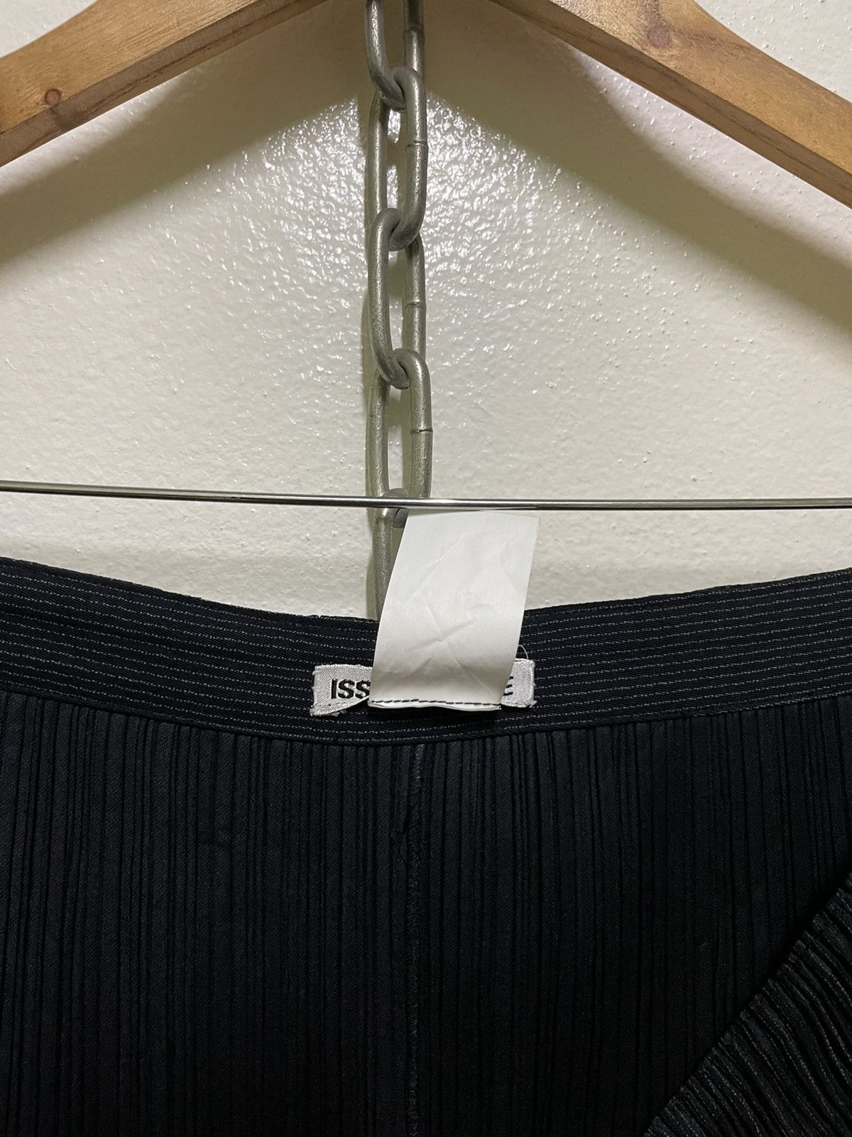 Issey Miyake × Japanese Brand Issey Miyake Sample Pleated Button Wrap Skirt Black Size 27" / US 4 / IT 40 - 17 Thumbnail